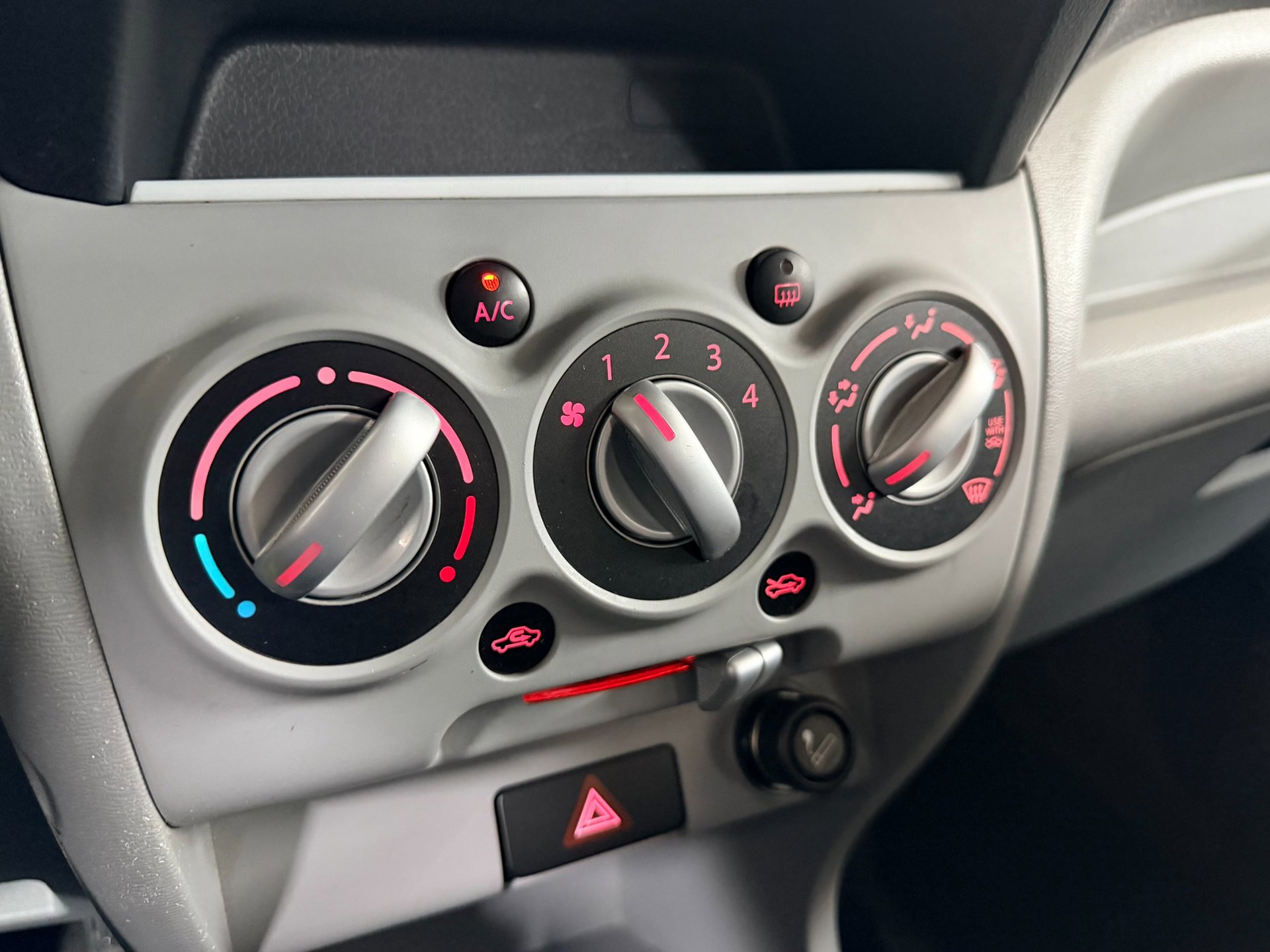 Foto van Nissan Nissan Pixo