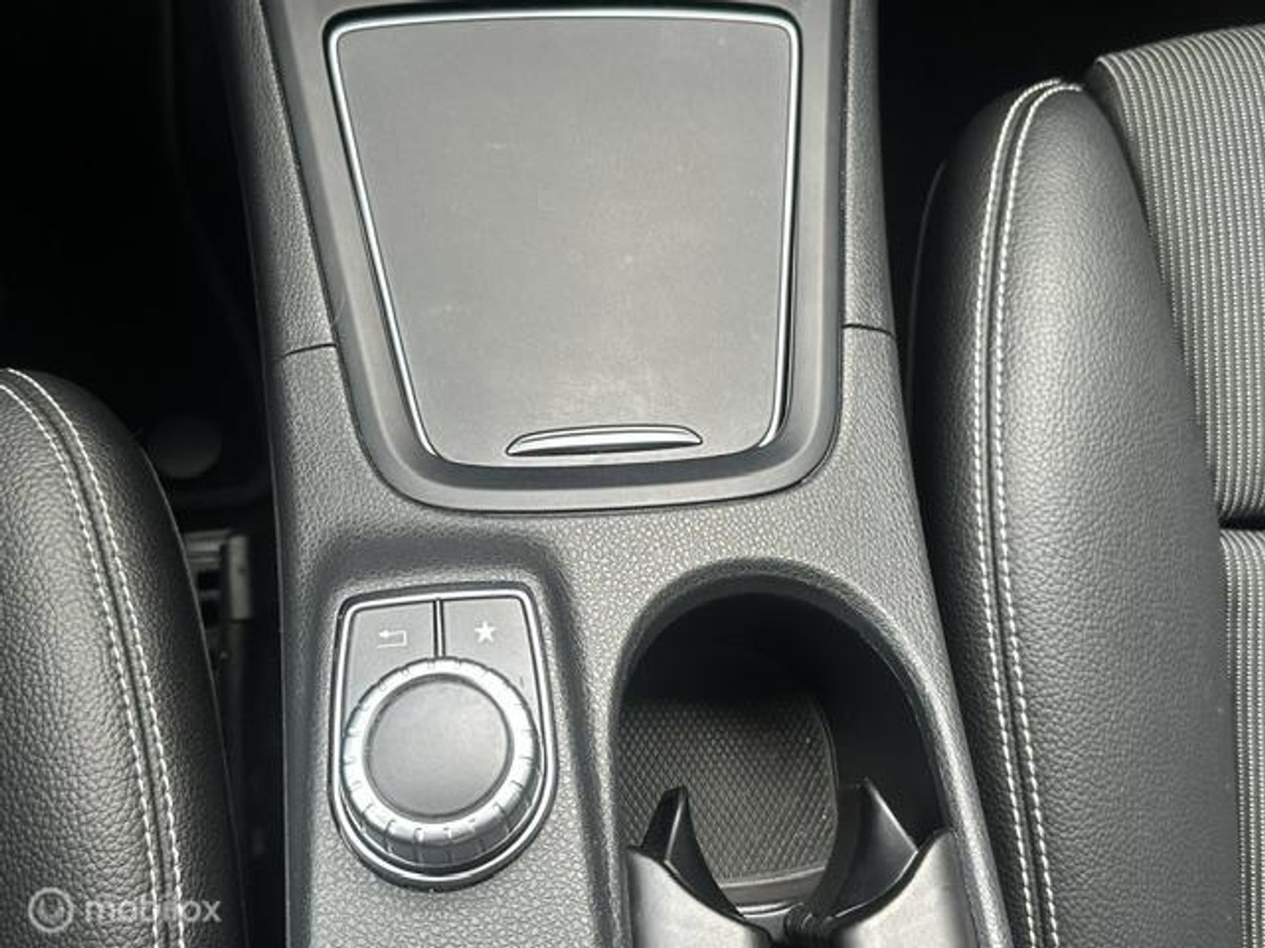 Foto van Mercedes-Benz B 200