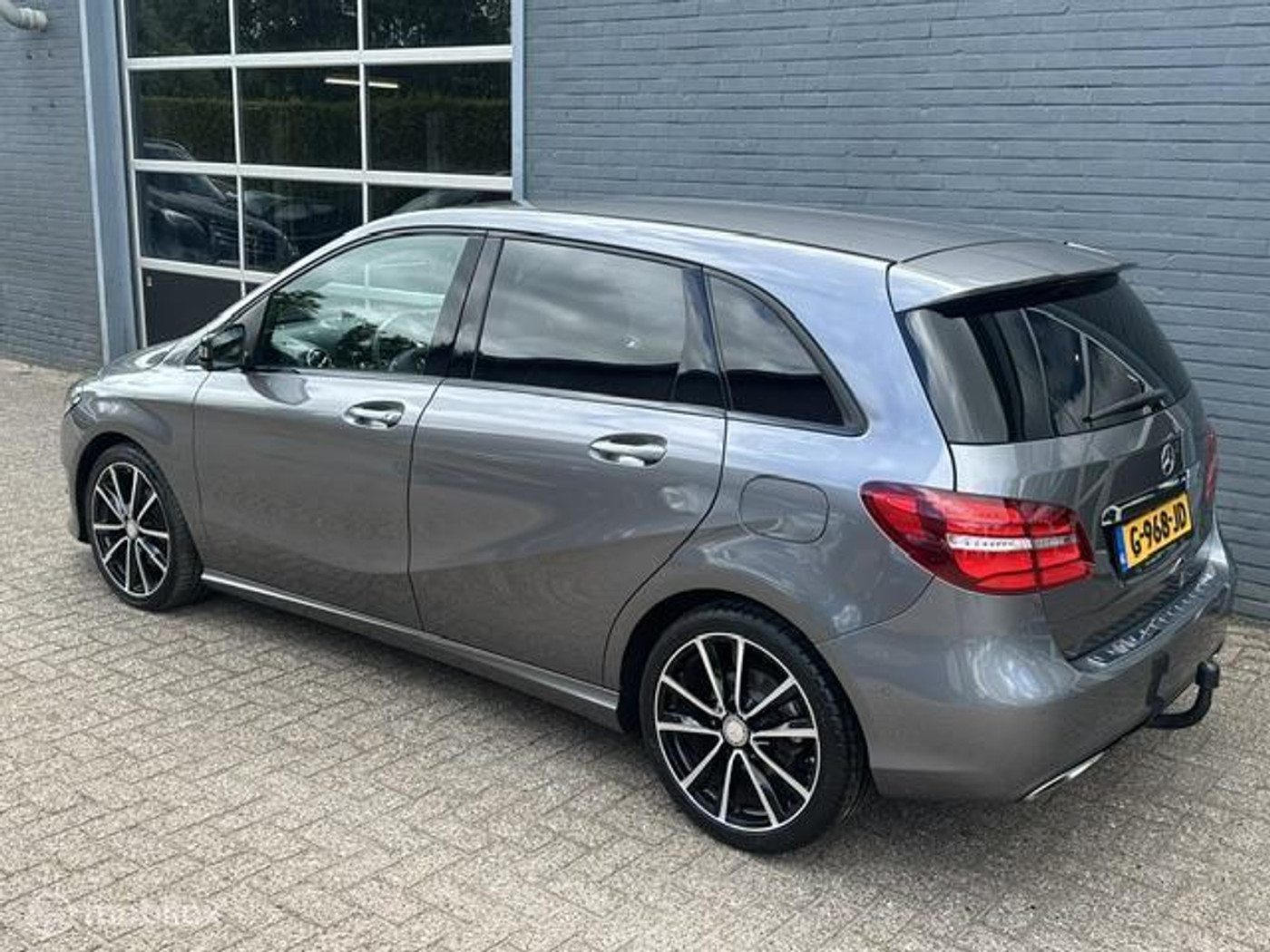 Foto van Mercedes-Benz B 200