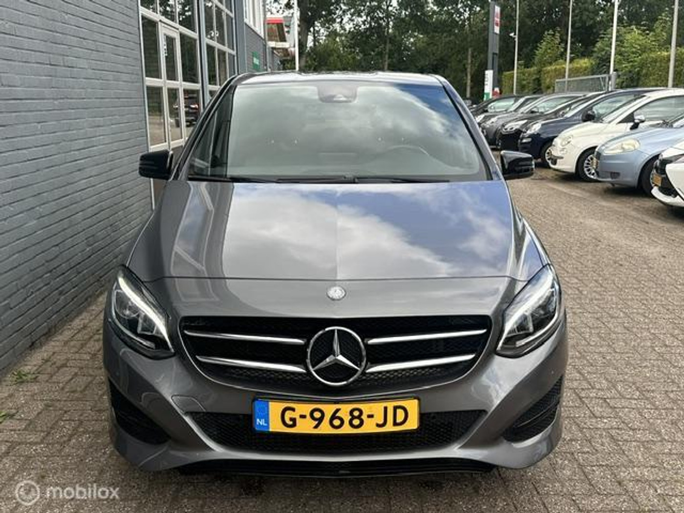 Foto van Mercedes-Benz B 200