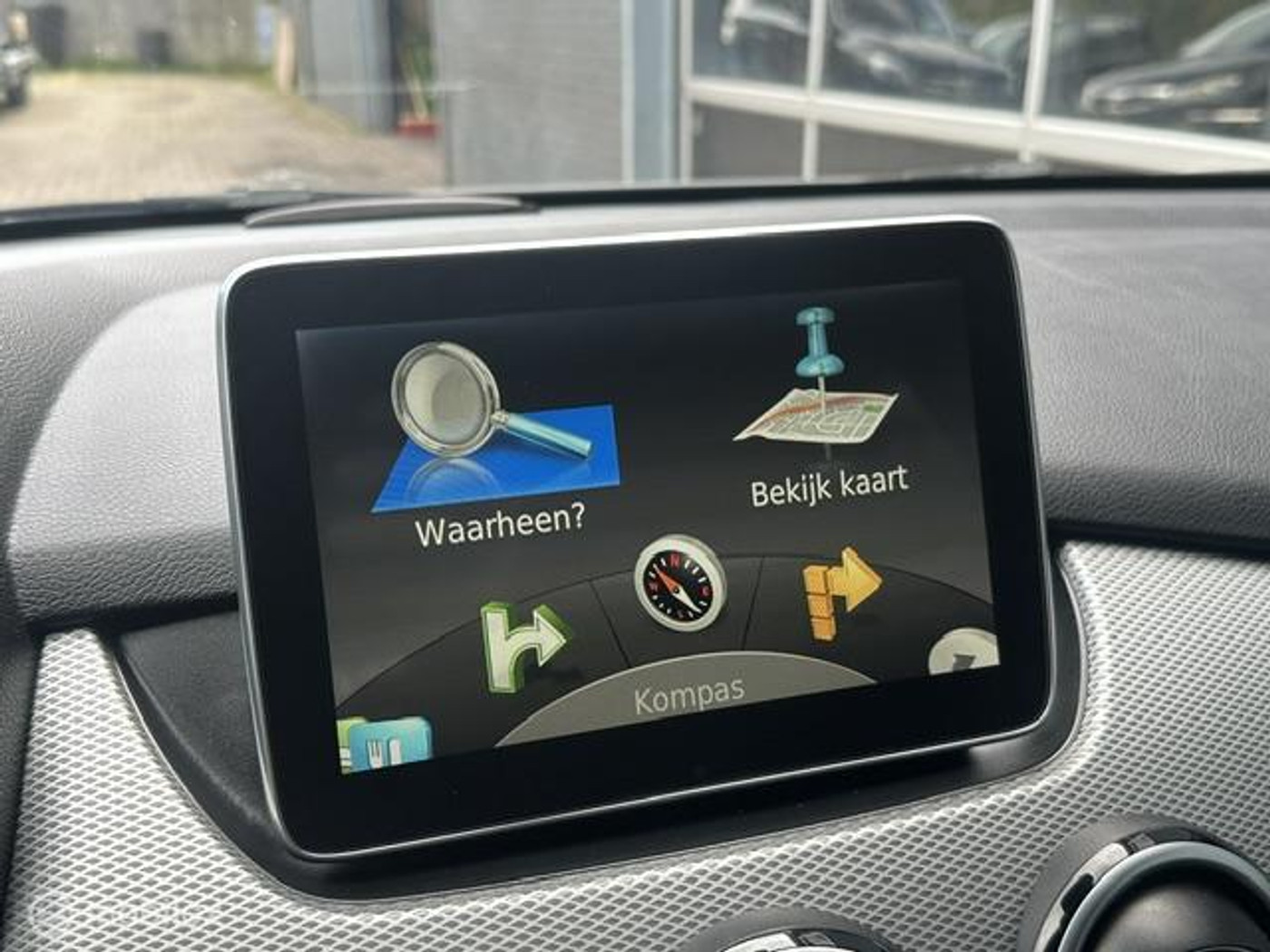 Foto van Mercedes-Benz B 200
