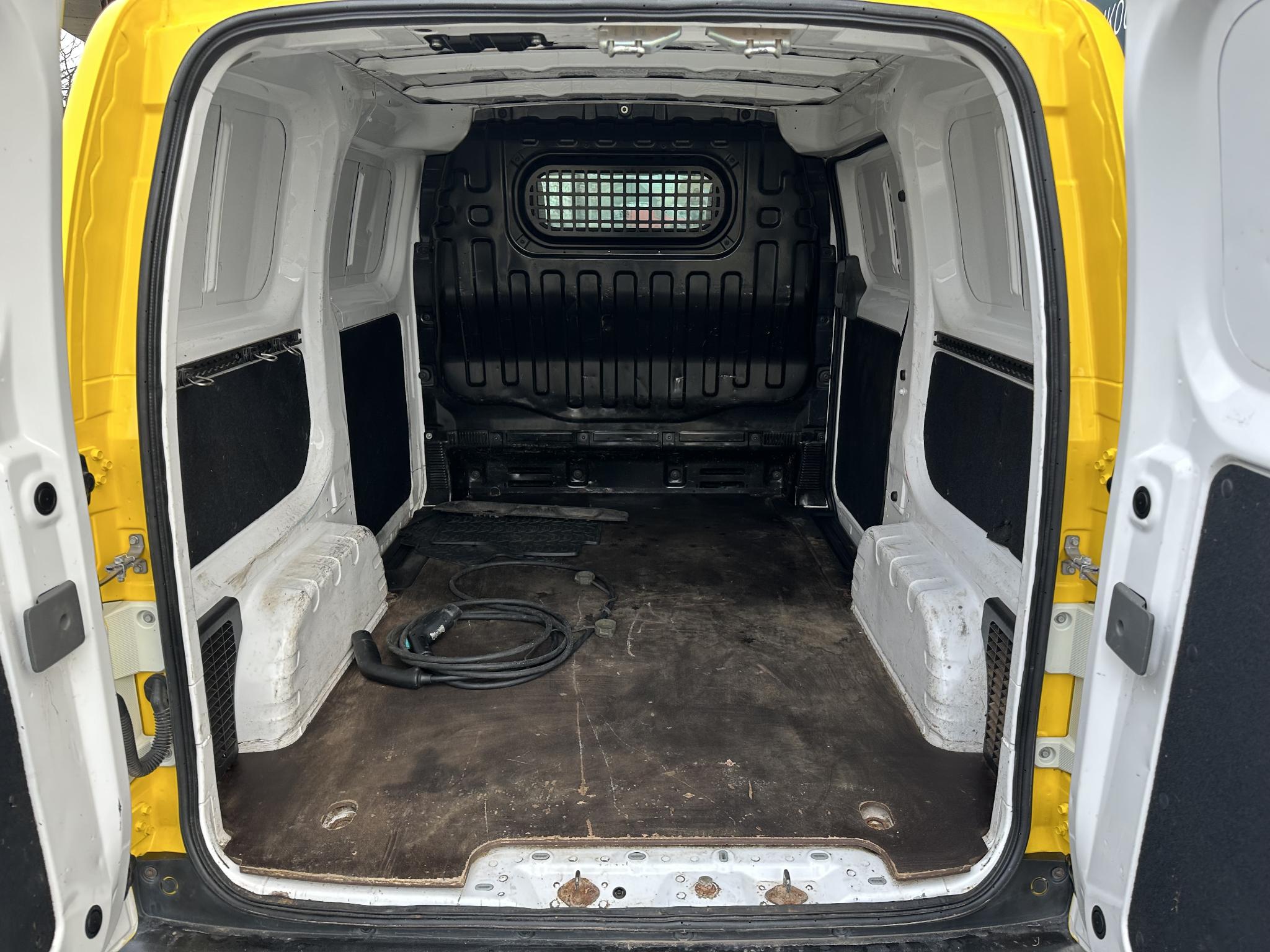 Foto van Nissan Nissan E-nv200
