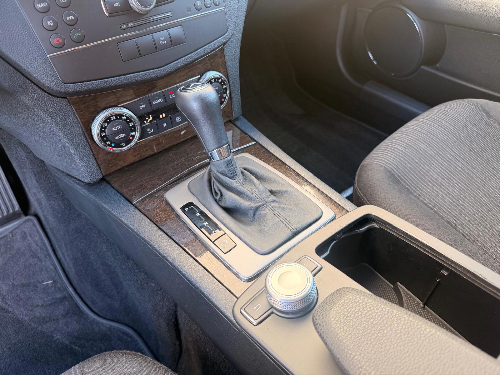 Foto van Mercedes-Benz C 180 Kompressor