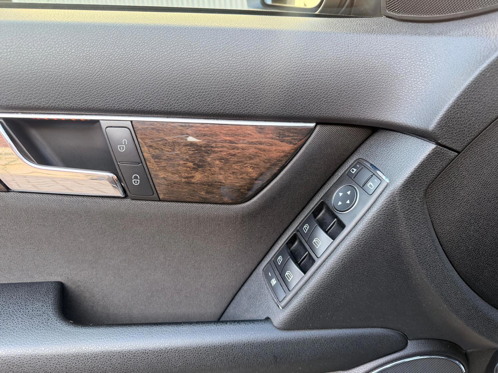 Foto van Mercedes-Benz C 180 Kompressor