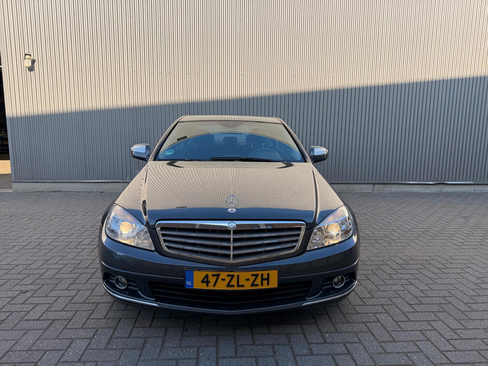 Foto van Mercedes-Benz C 180 Kompressor