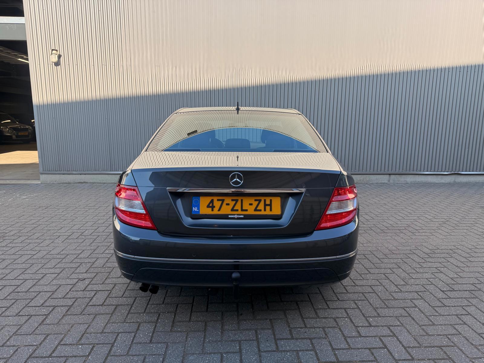 Foto van Mercedes-Benz C 180 Kompressor