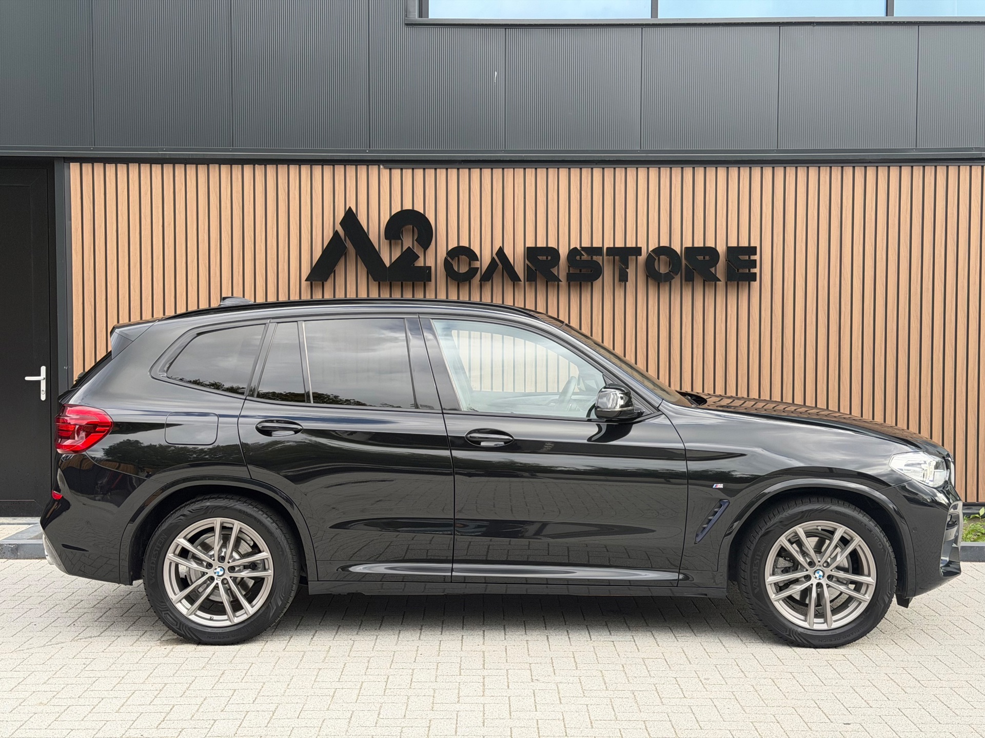 Foto van BMW X3 Xdrive20i