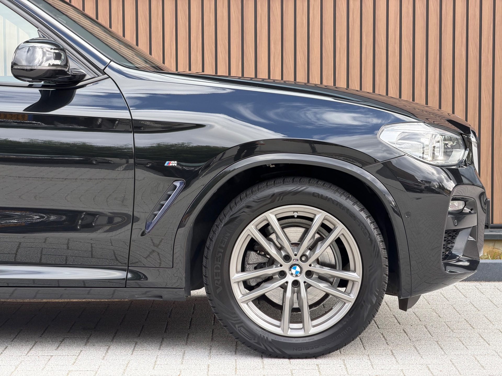 Foto van BMW X3 Xdrive20i