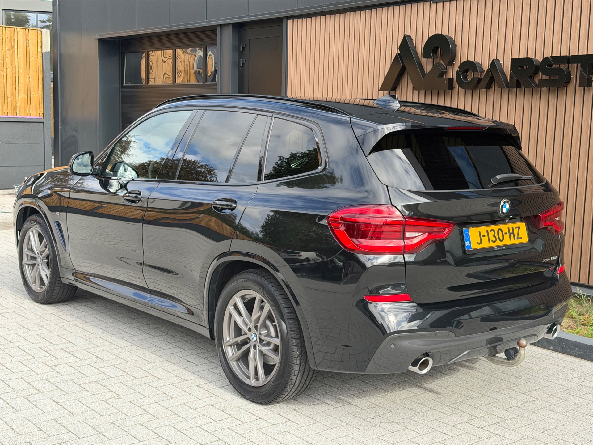 Foto van BMW X3 Xdrive20i