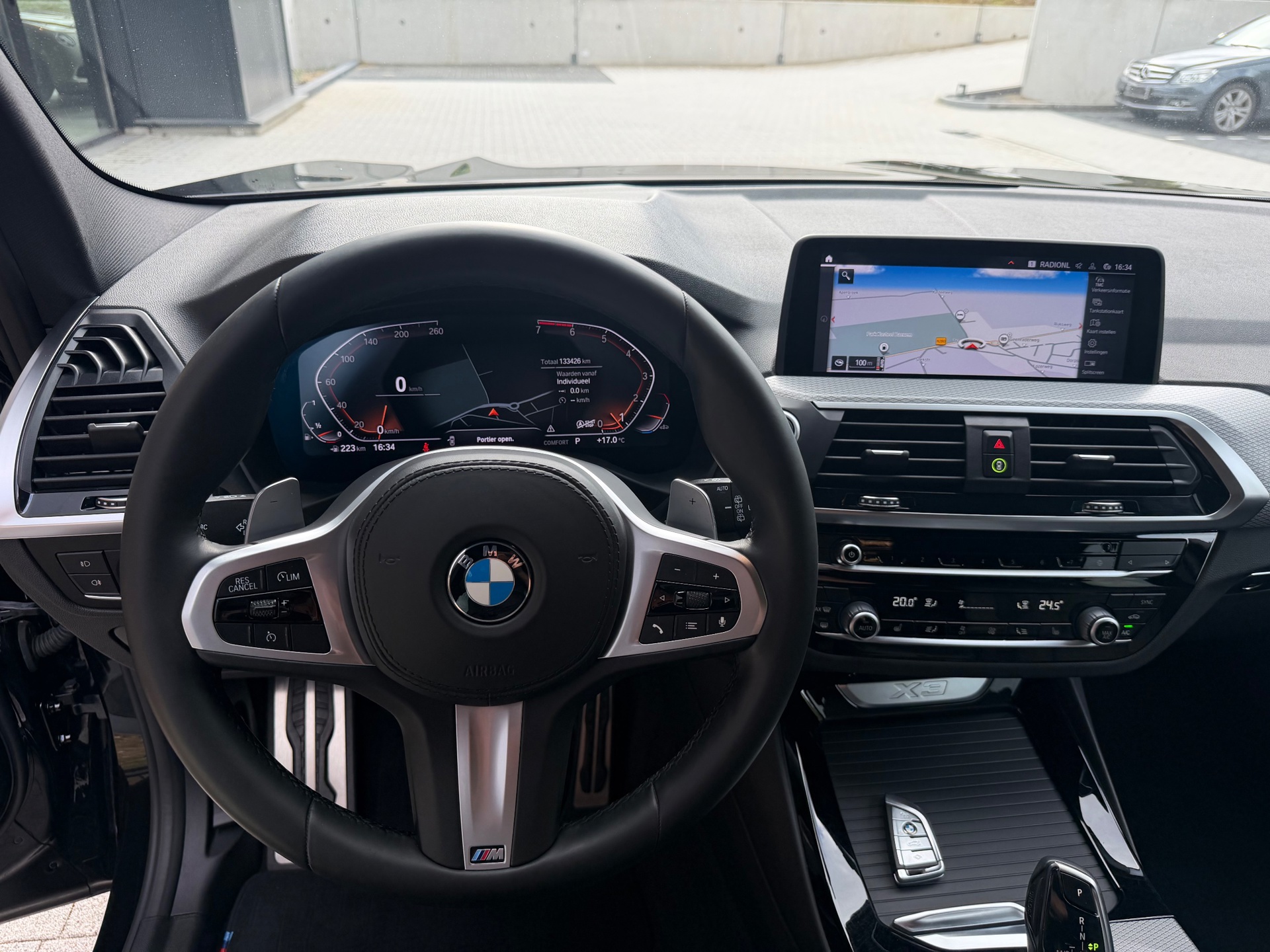 Foto van BMW X3 Xdrive20i