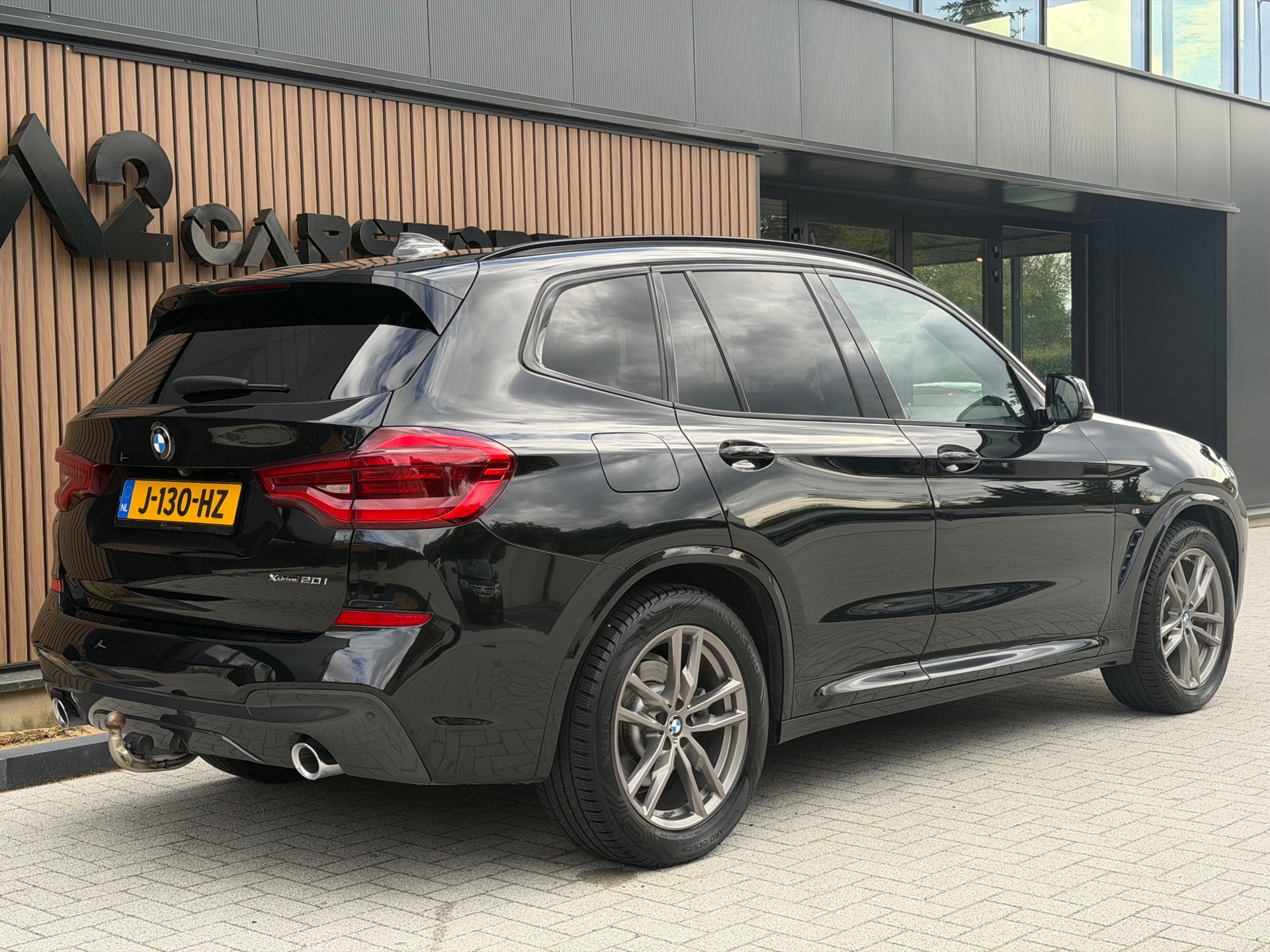 Foto van BMW X3 Xdrive20i