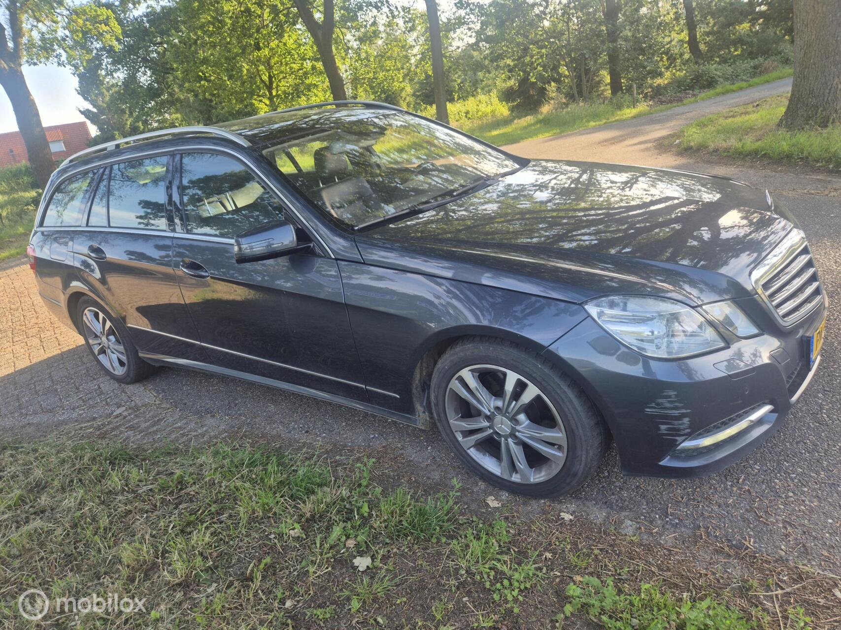 Mercedes-Benz E 350 CDI 4Matic 350 CDI Edition Sport AMG 4-Matic 2013 - voorkant