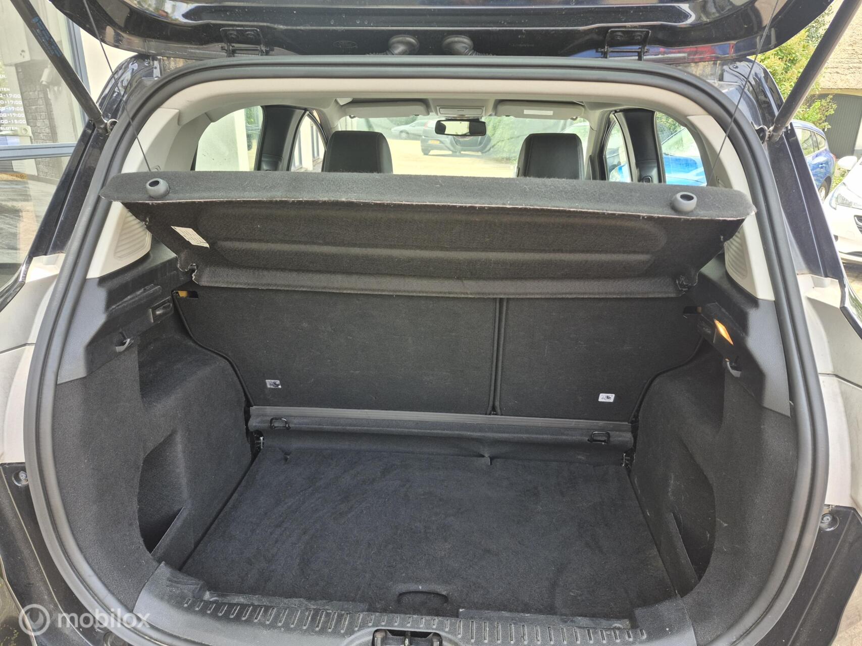 Foto van Ford B-max