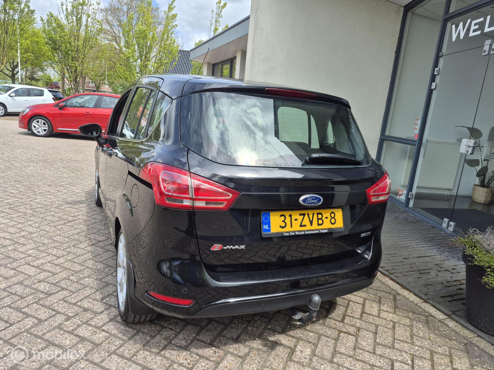 Foto van Ford B-max