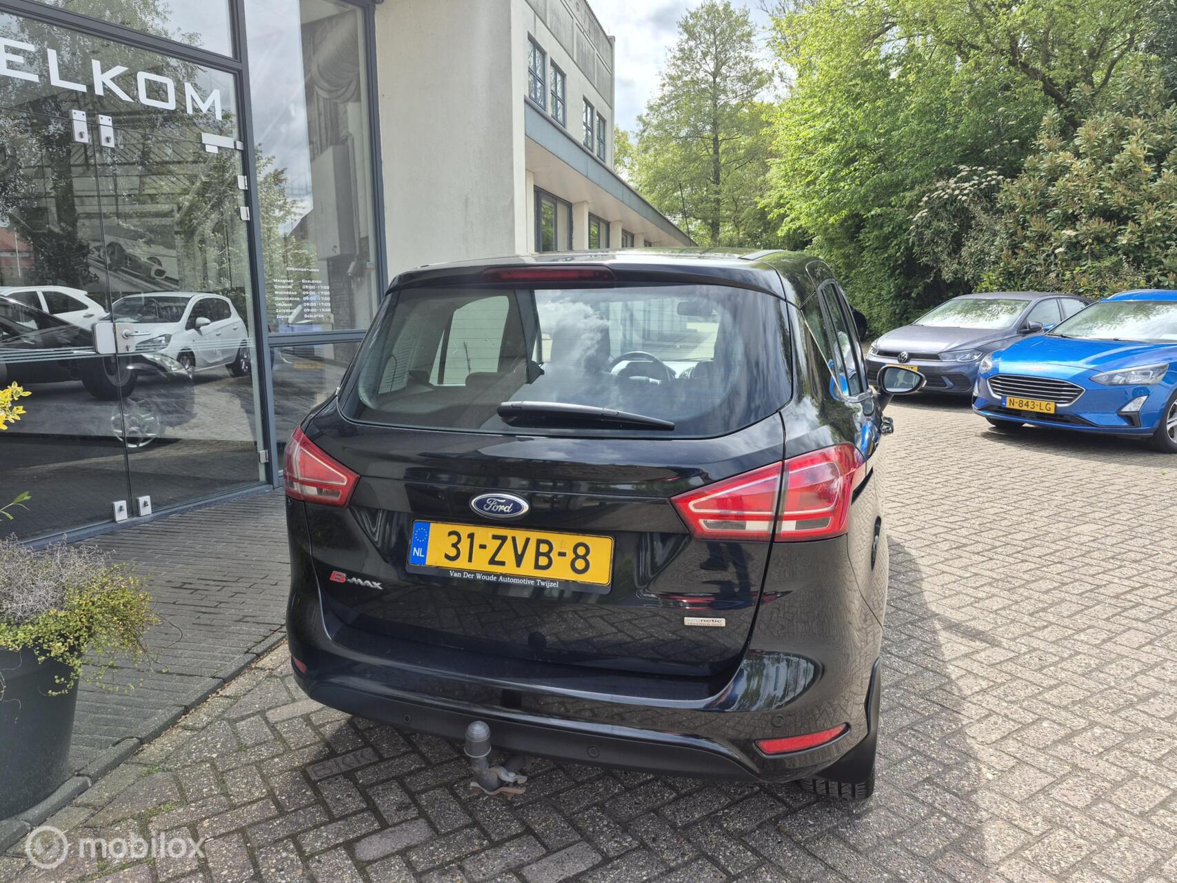 Foto van Ford B-max