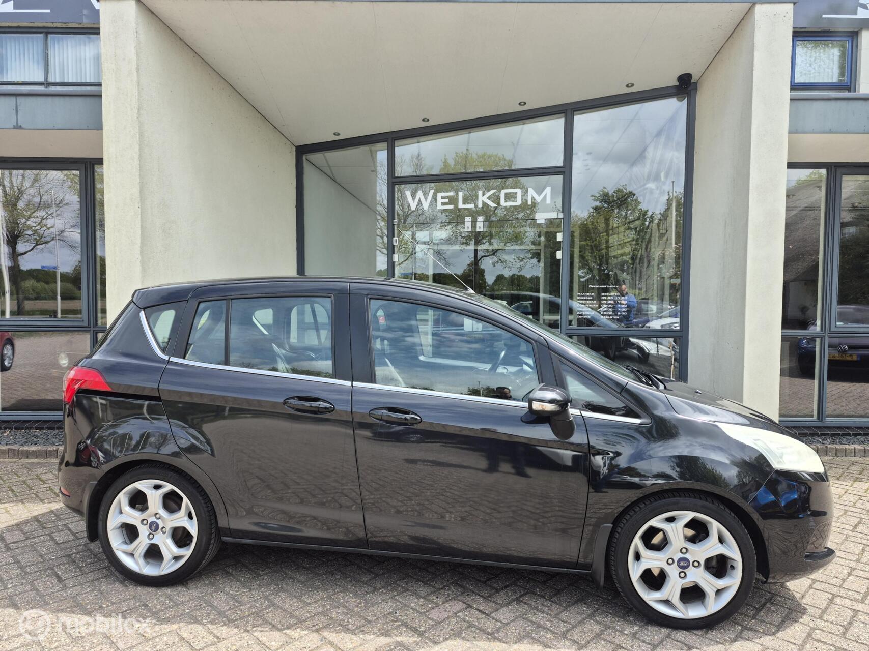 Foto van Ford B-max