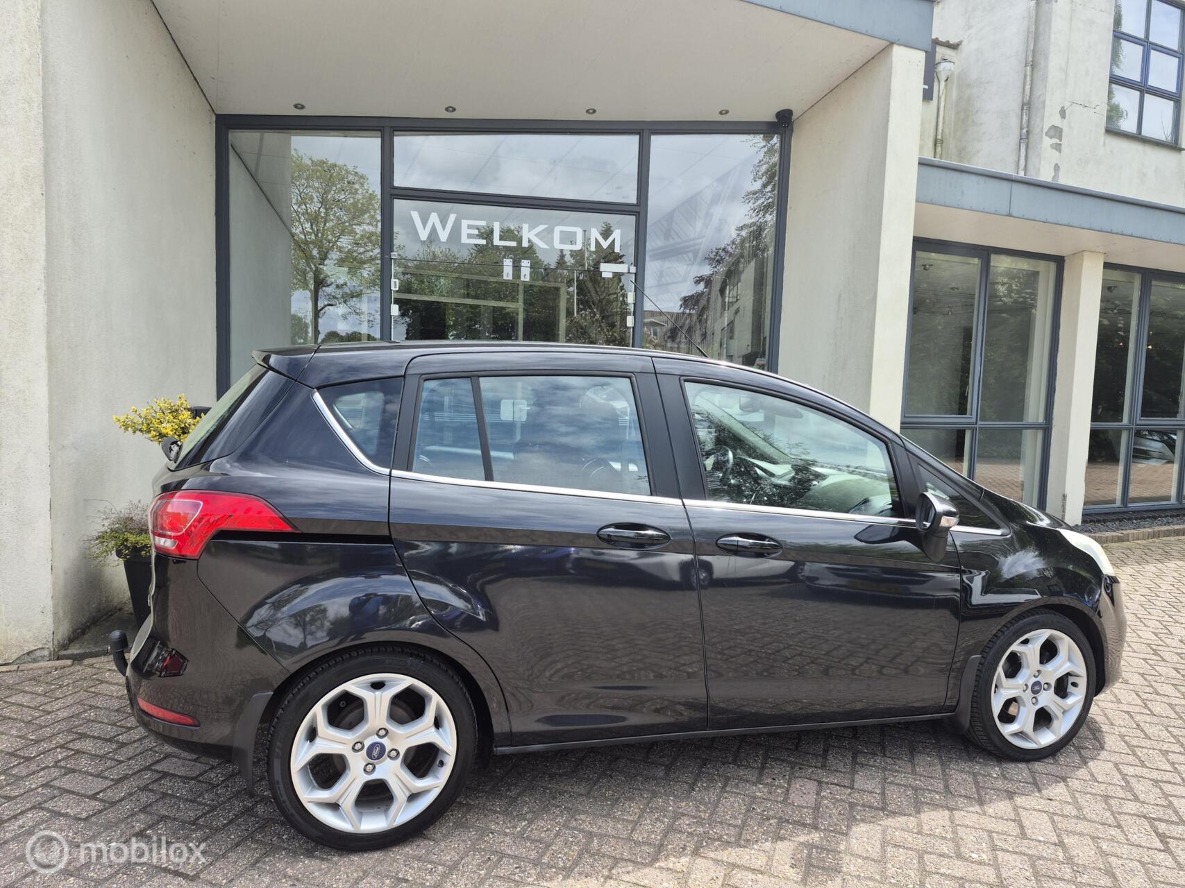 Foto van Ford B-max