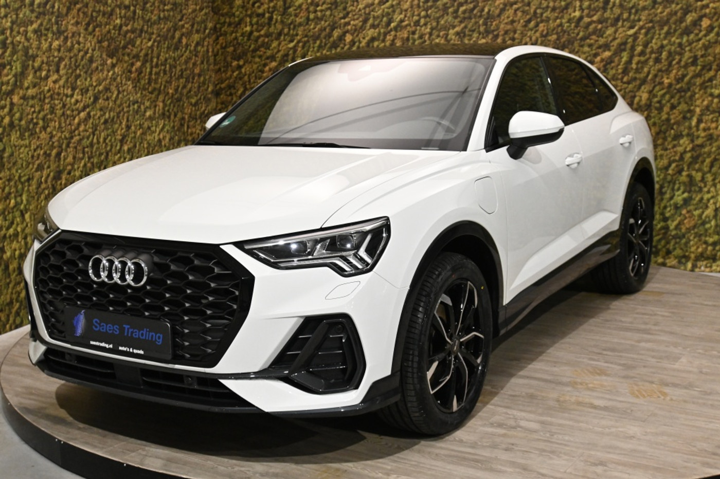 Foto van Audi Q3 Sportback E-tron