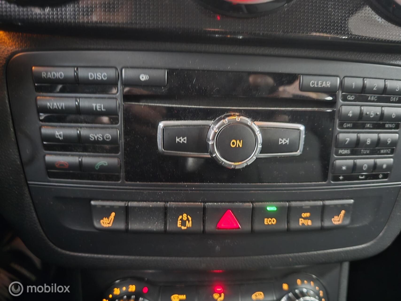 Foto van Mercedes-Benz B 180
