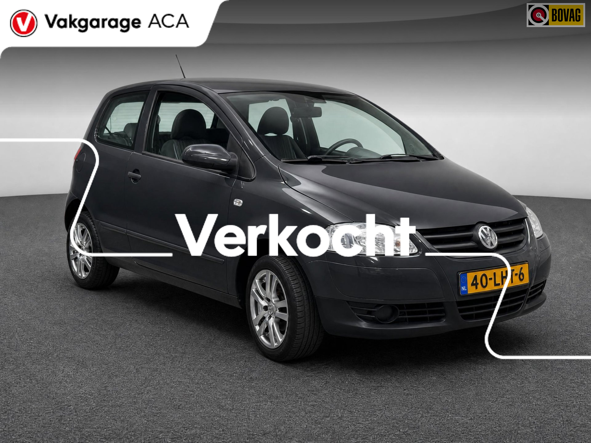 Volkswagen Fox 1.2 Trendline // 98.000 km // STUURBEKRACHTIGING // ELECTRISCH PAKKET // 2010 - voorkant