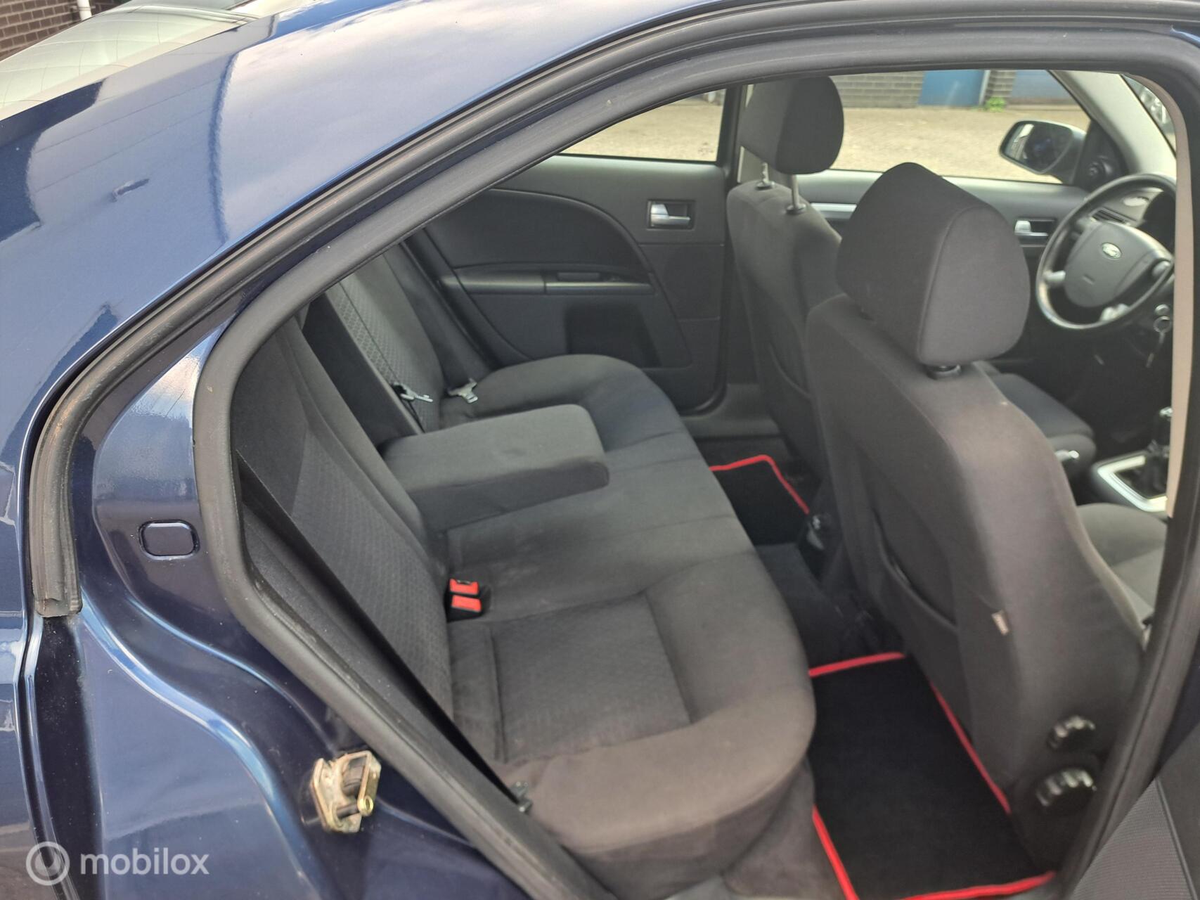 Foto van Ford Mondeo