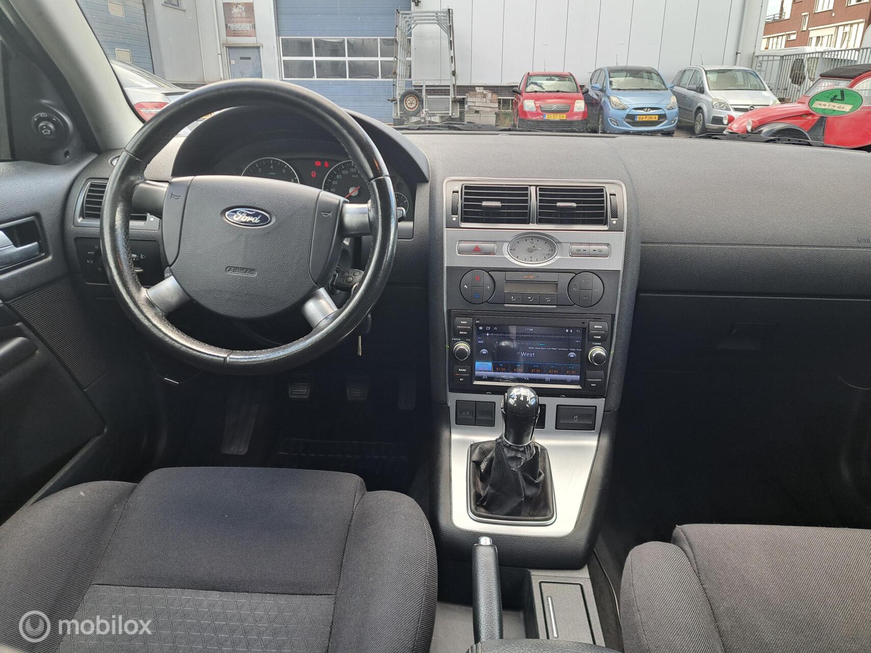 Foto van Ford Mondeo