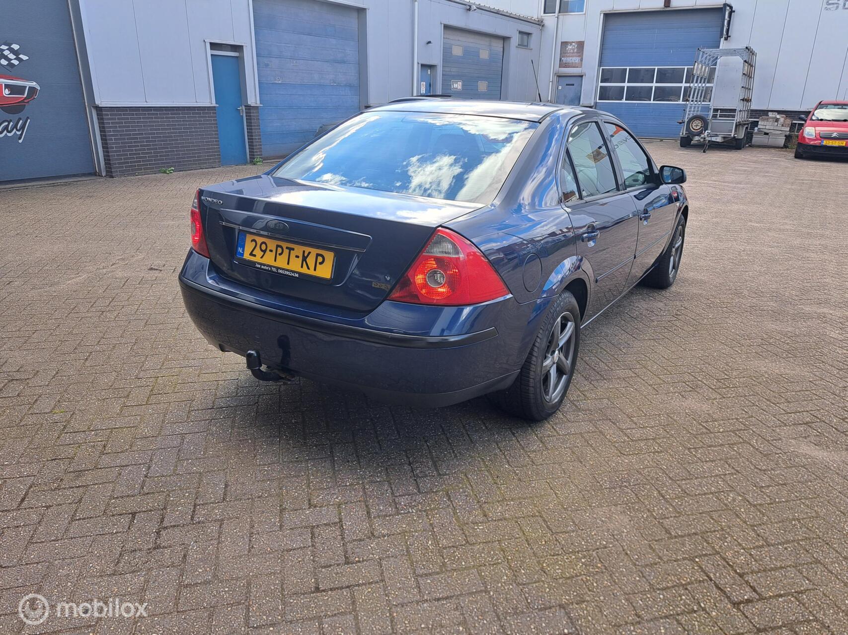 Foto van Ford Mondeo