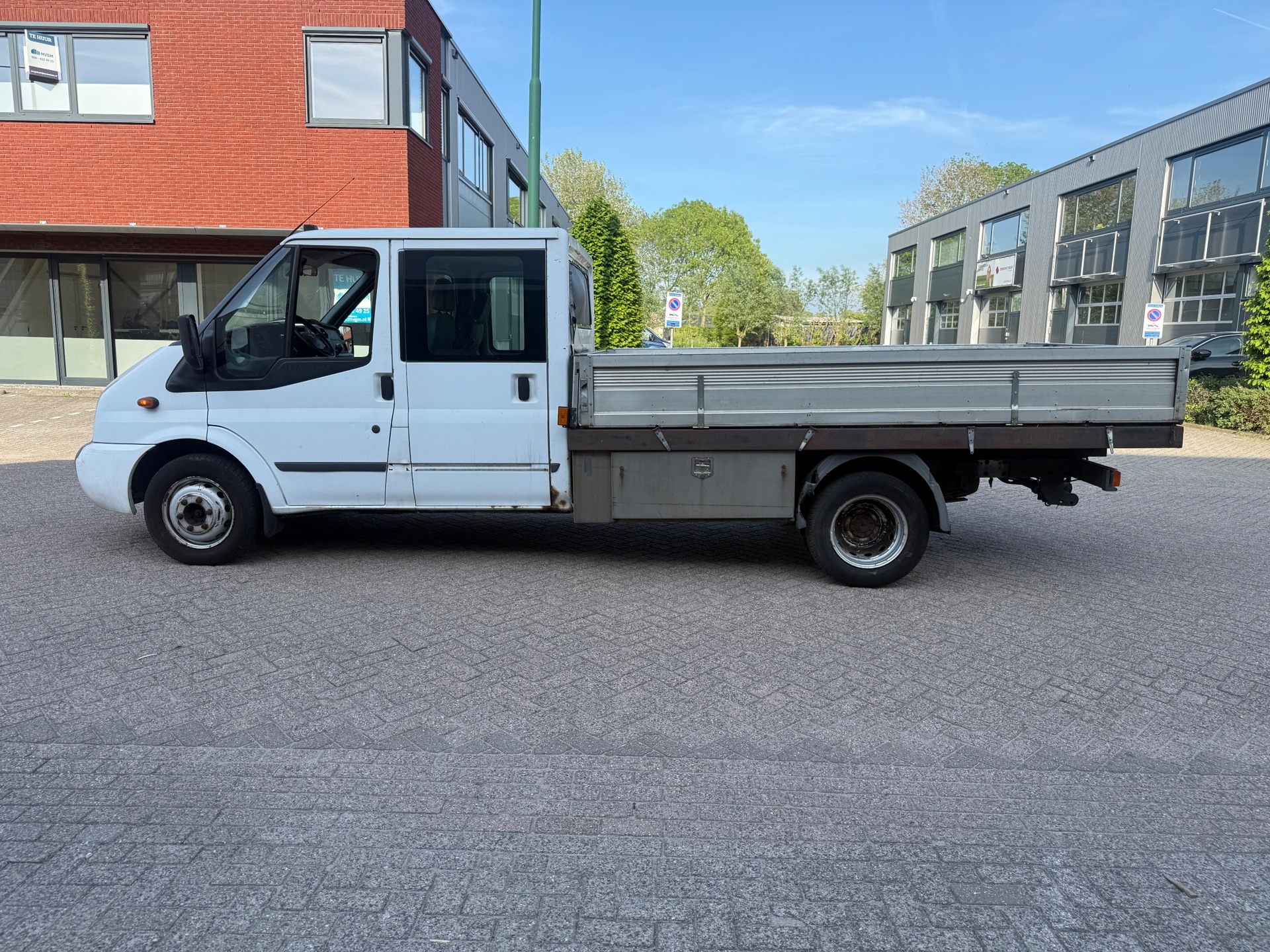Foto van Ford Transit 350lef CDCLB 200dpf 4,10