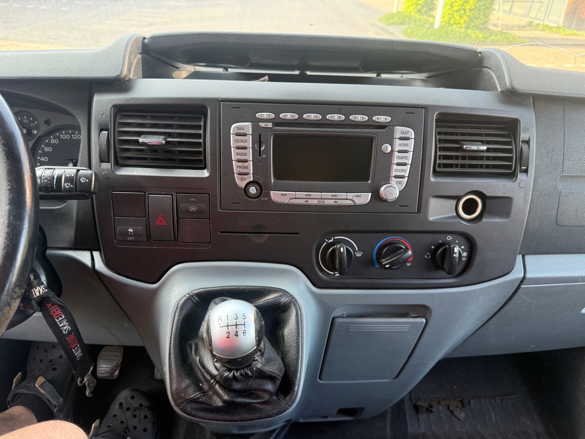 Foto van Ford Transit 350lef CDCLB 200dpf 4,10