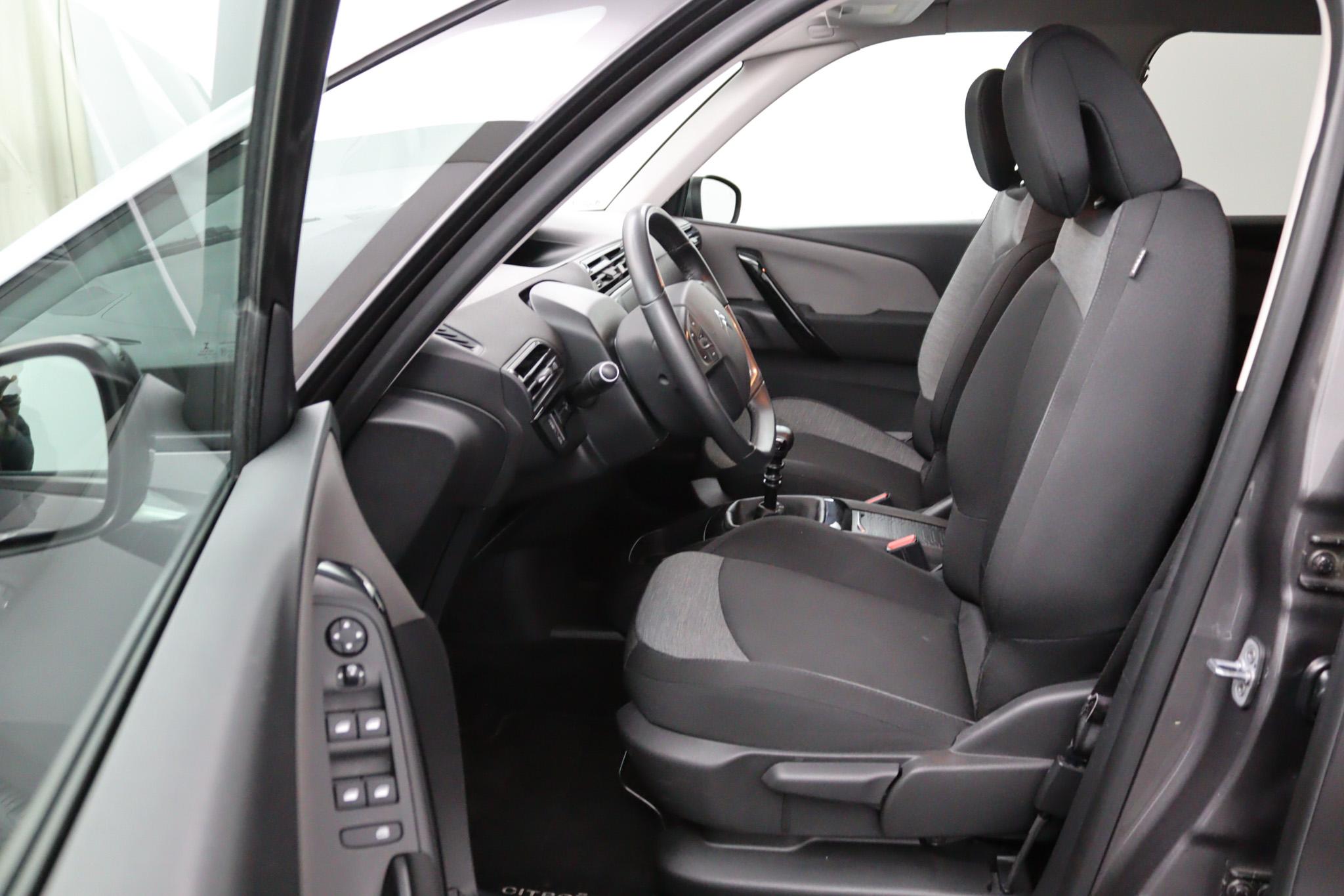 Foto van Citroen Grand C4 Spacetourer