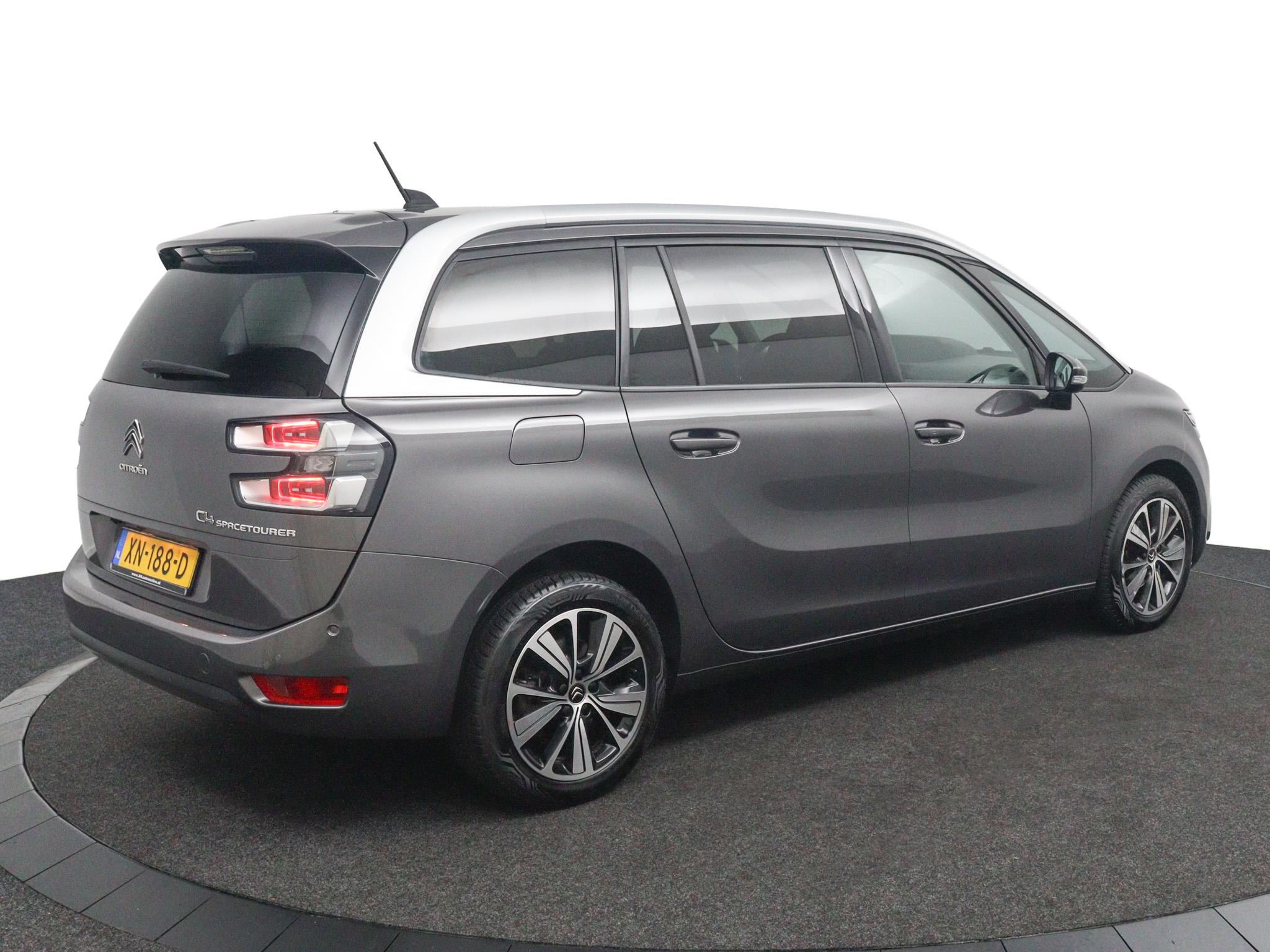 Foto van Citroen Grand C4 Spacetourer