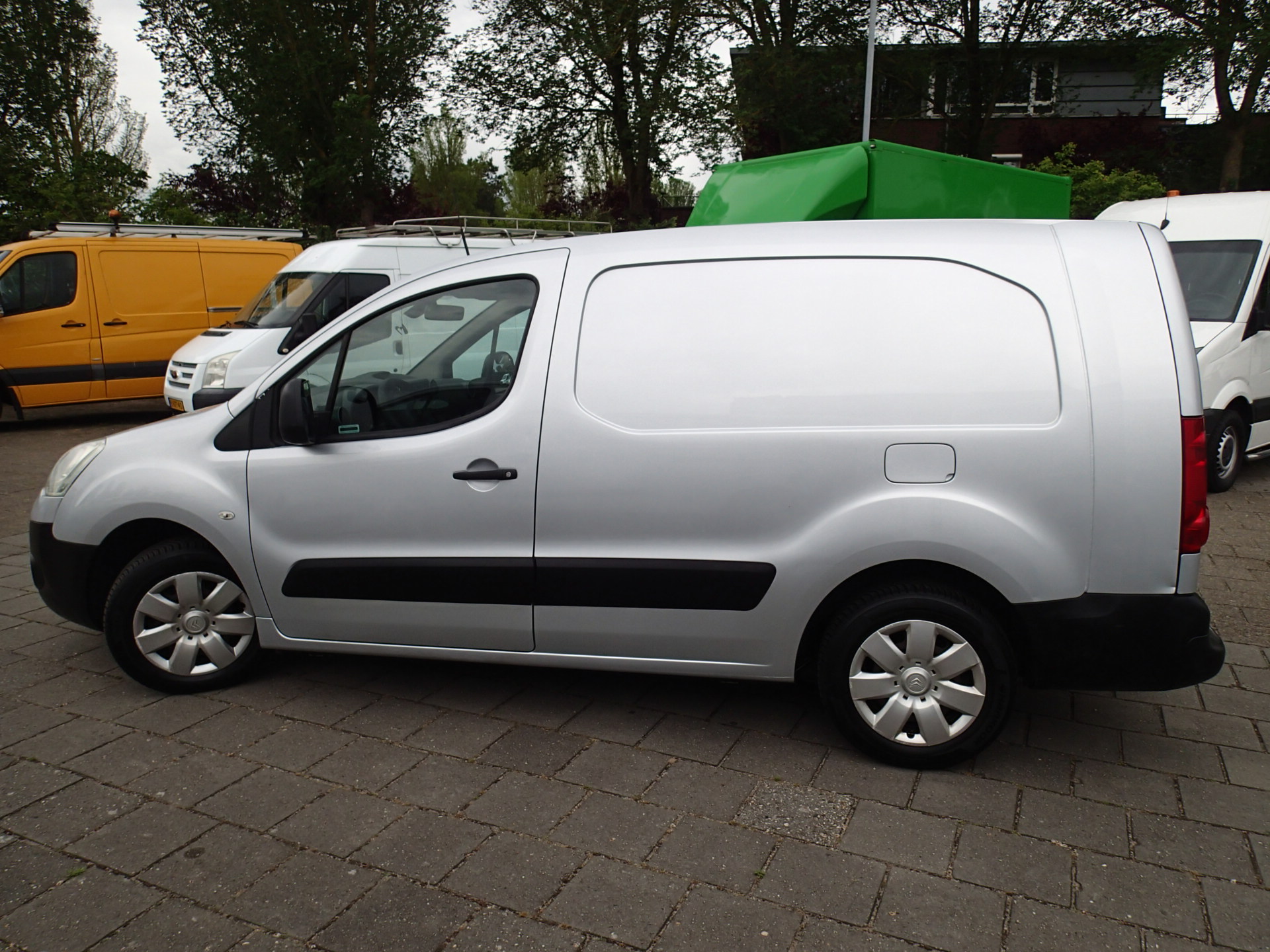 Foto van Citroen Berlingo 800 1.6hdi 66kw Lang