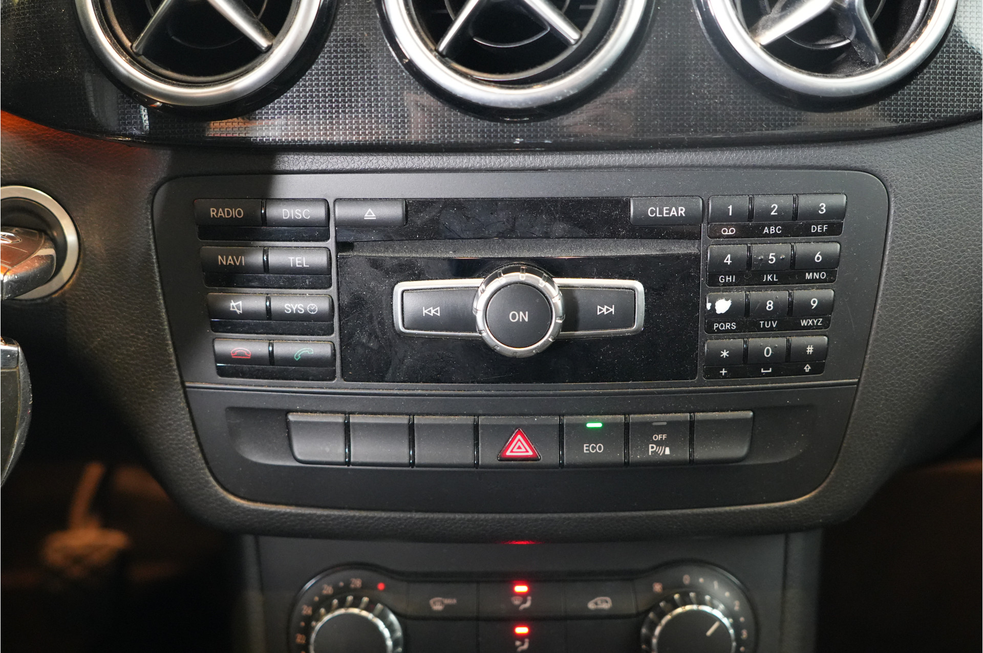 Foto van Mercedes-Benz B 180