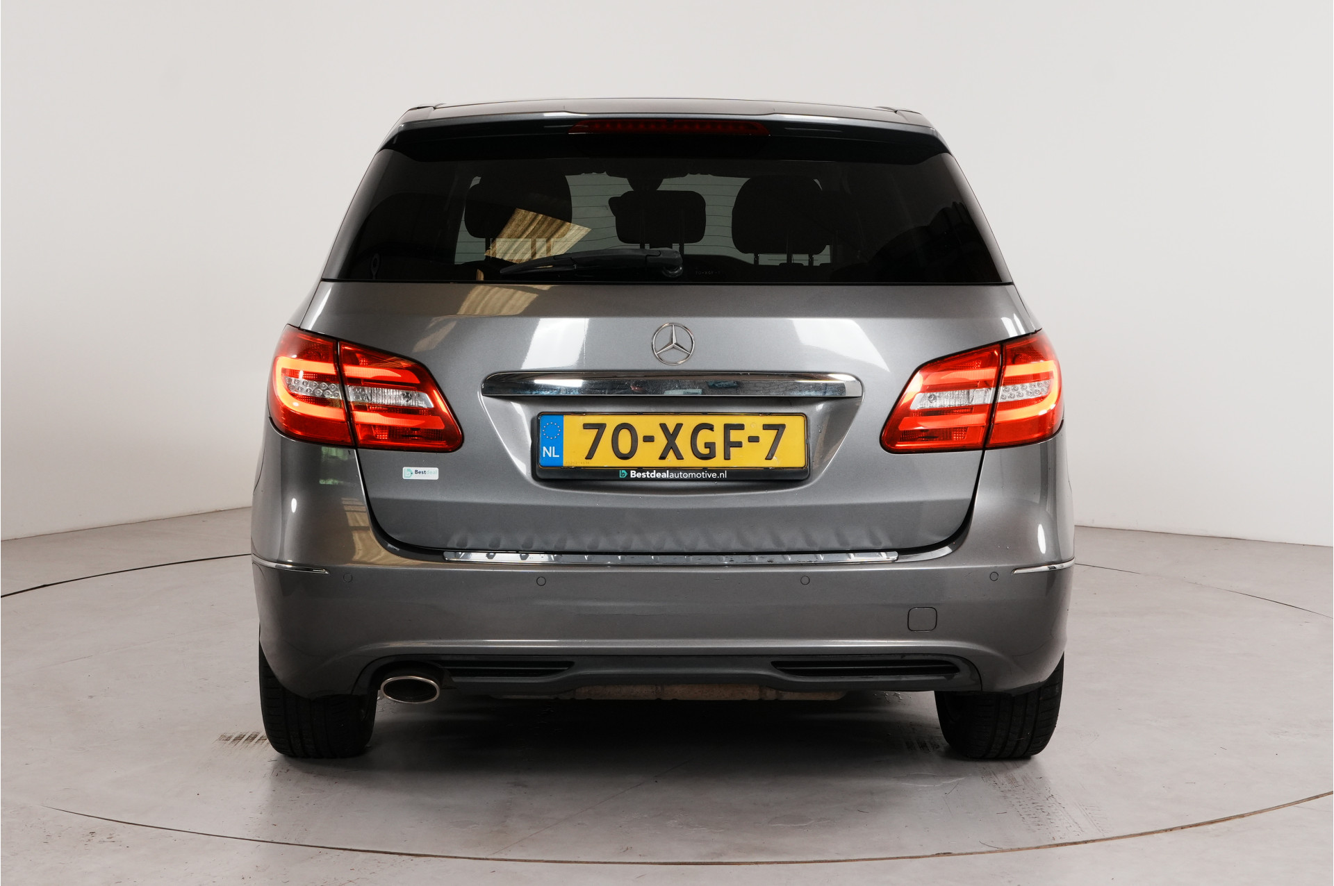 Foto van Mercedes-Benz B 180