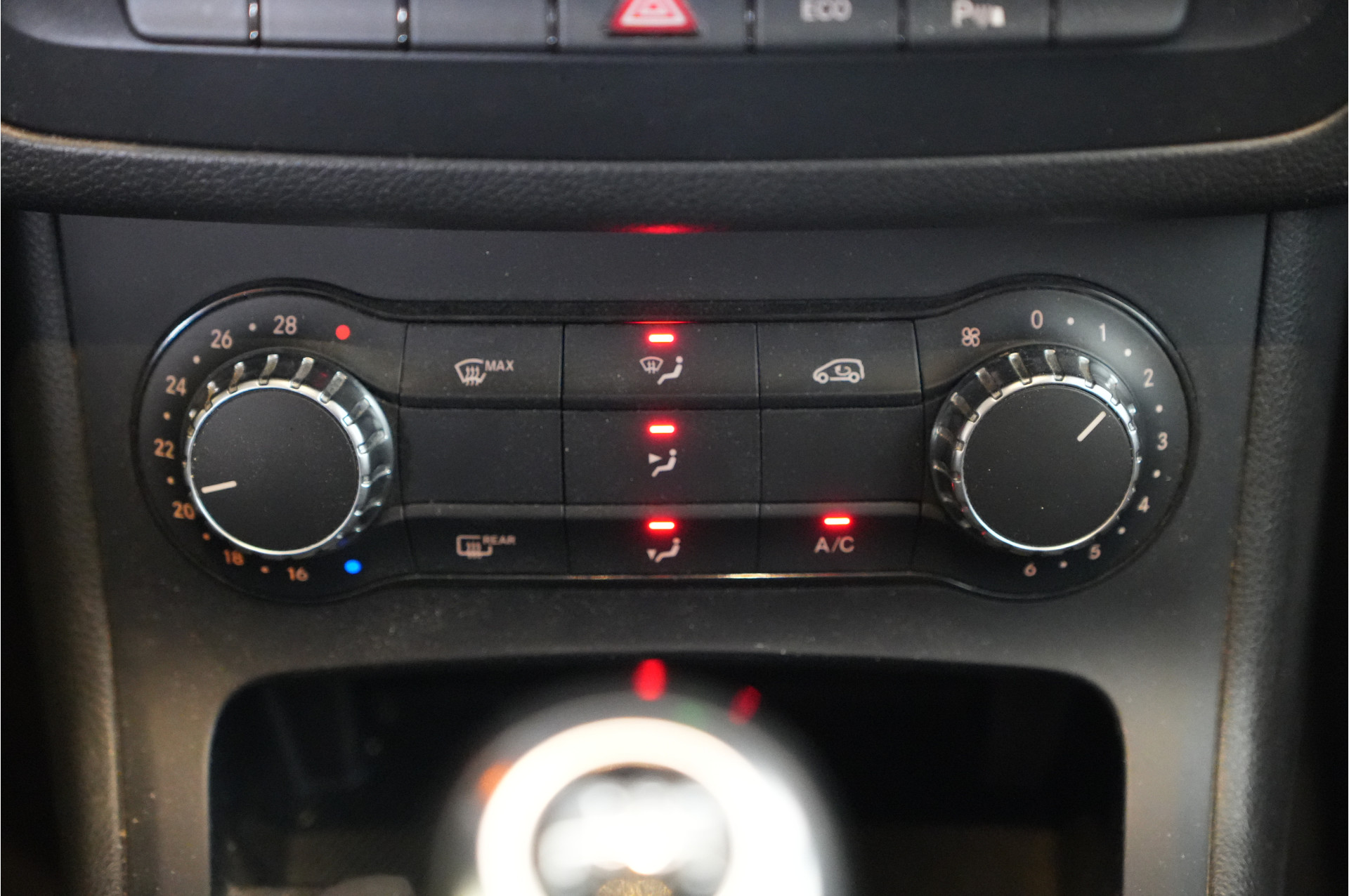 Foto van Mercedes-Benz B 180