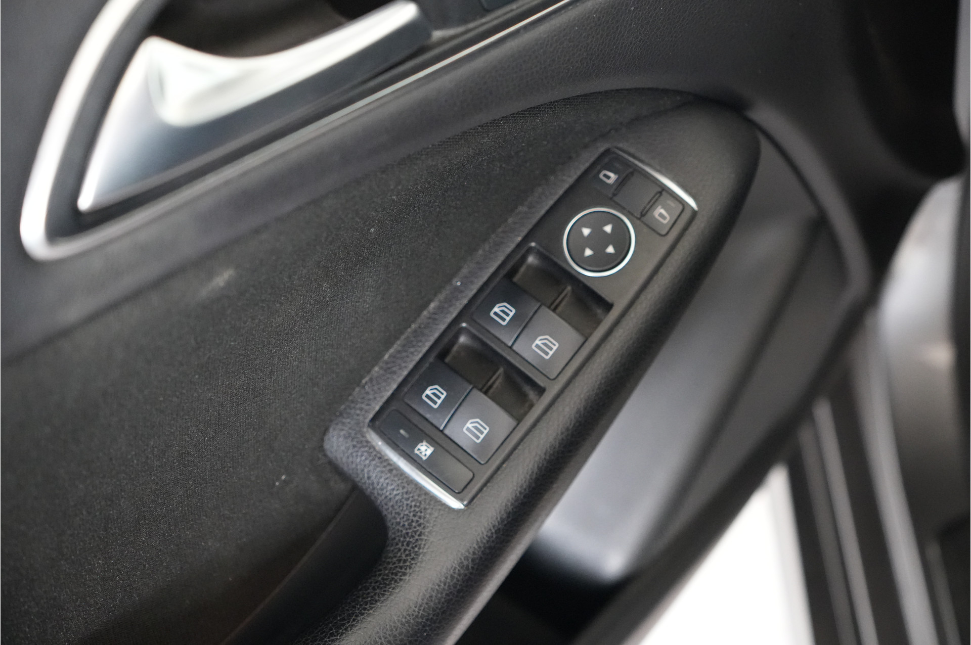 Foto van Mercedes-Benz B 180