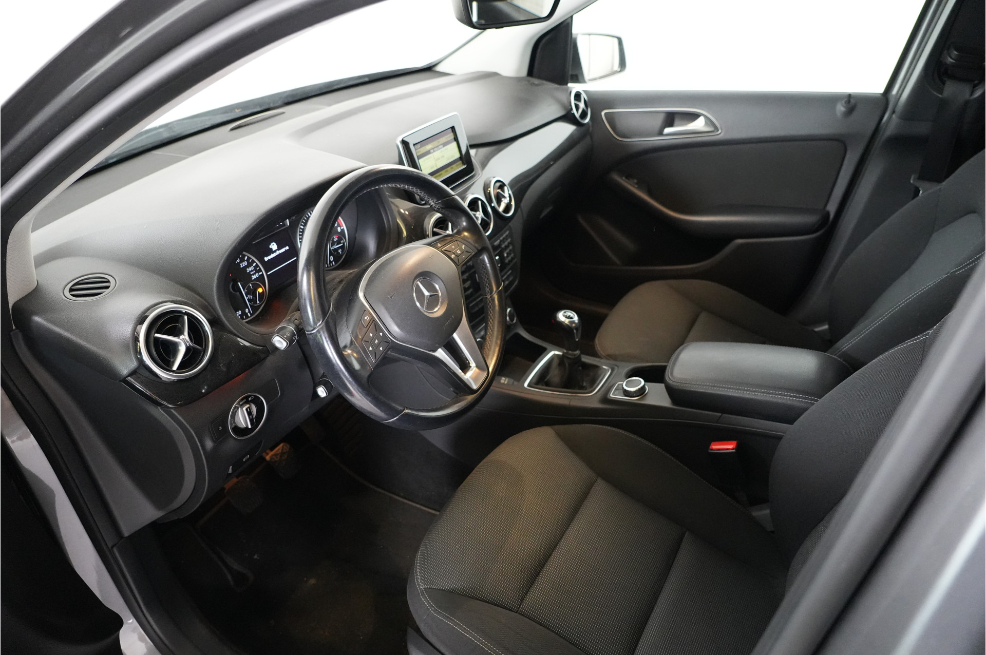 Foto van Mercedes-Benz B 180
