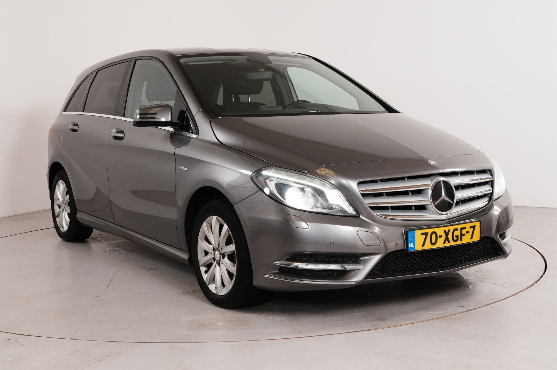 Foto van Mercedes-Benz B 180