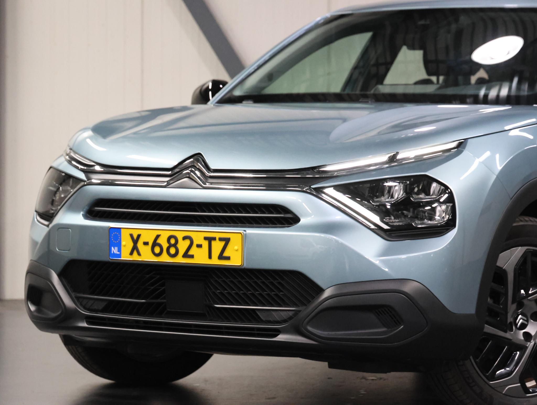 Foto van Citroen E-c4