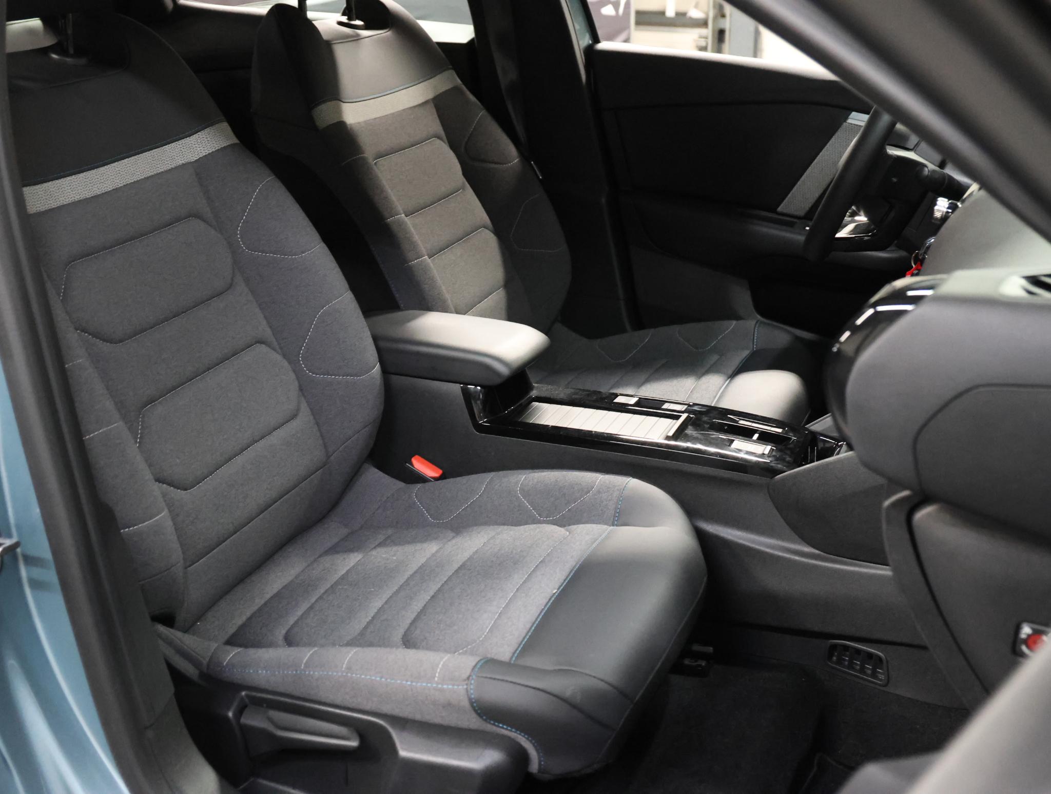 Foto van Citroen E-c4