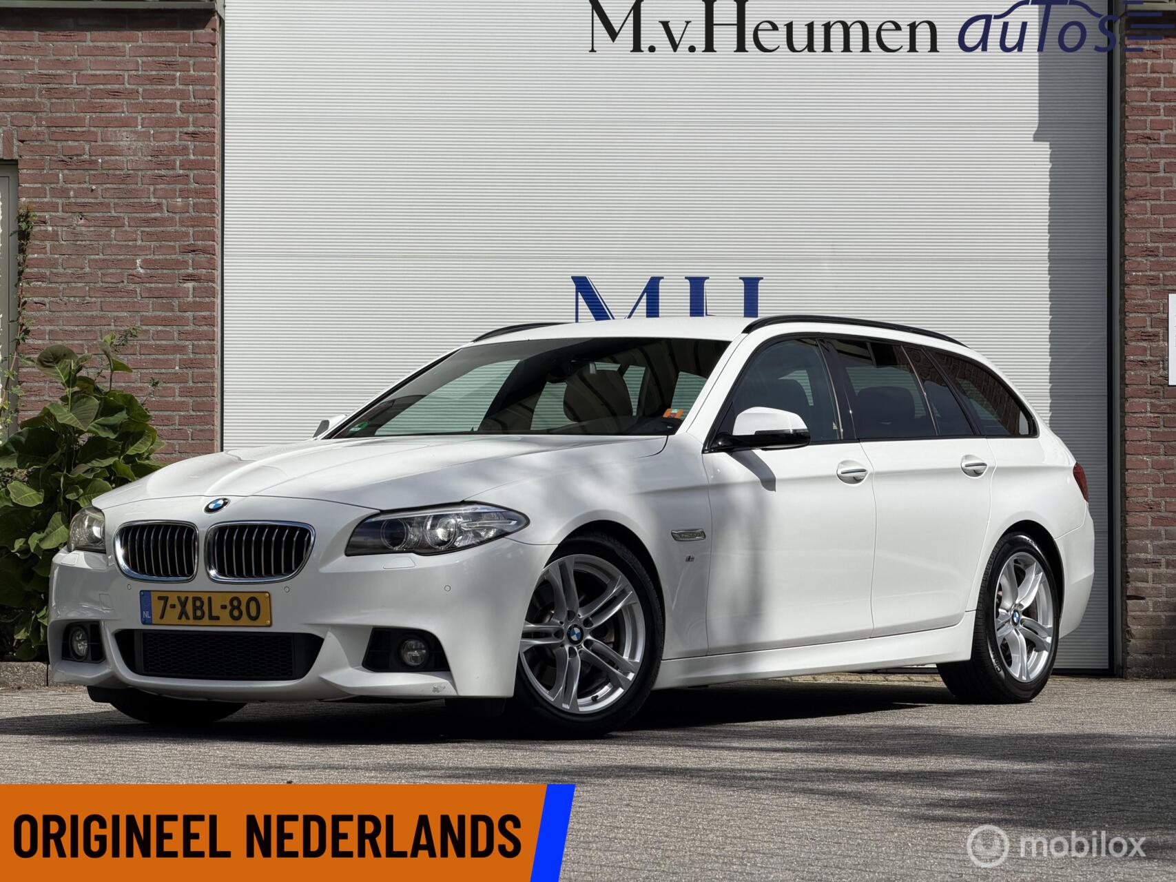 BMW 520i 520i LCI High Executive ORG NED M-Pakket Trekhaak 2014 - voorkant