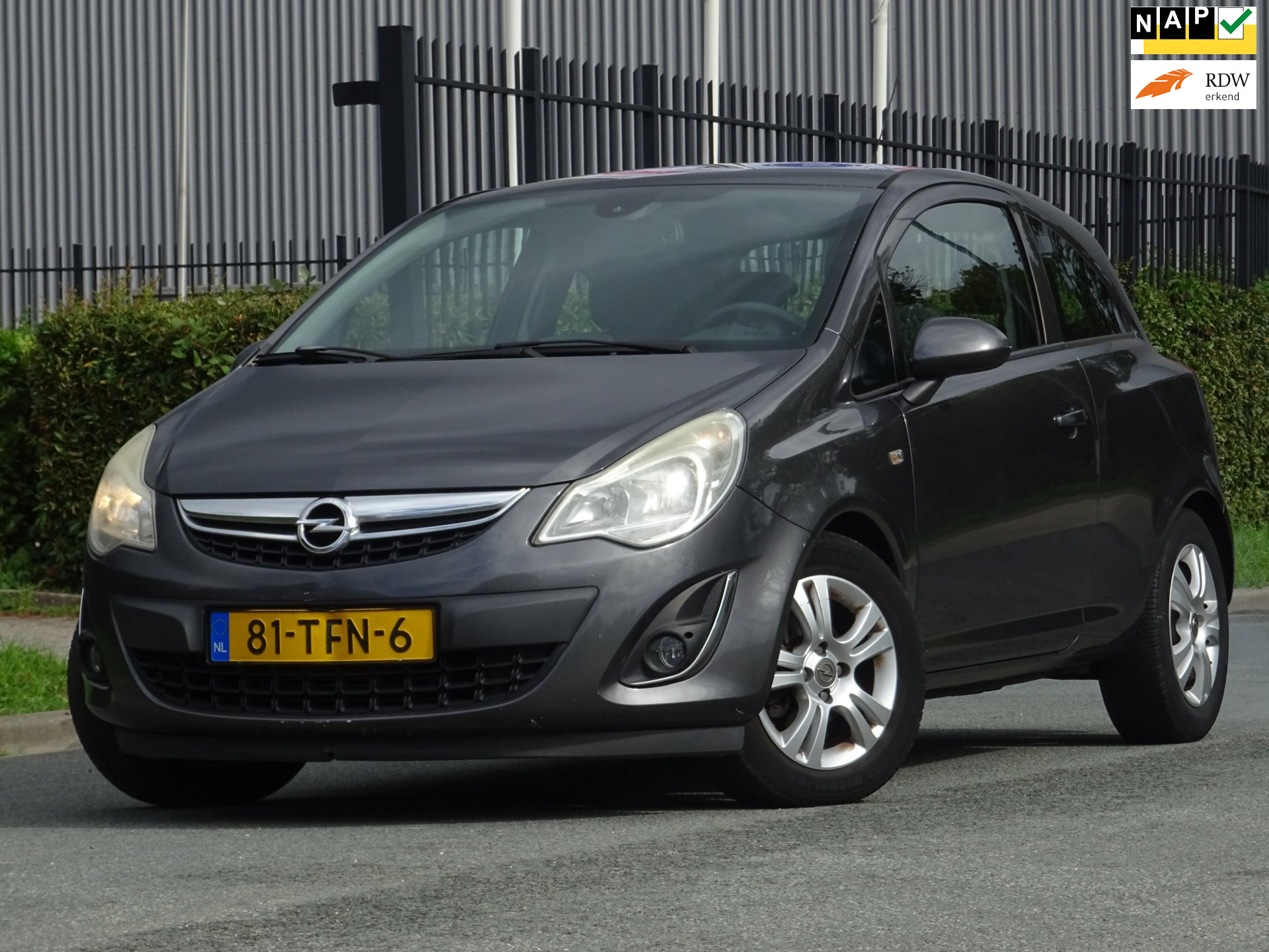 Opel Corsa 1.3 CDTi EcoFlex S/S Cosmo *EXPORT* 2012 - voorkant