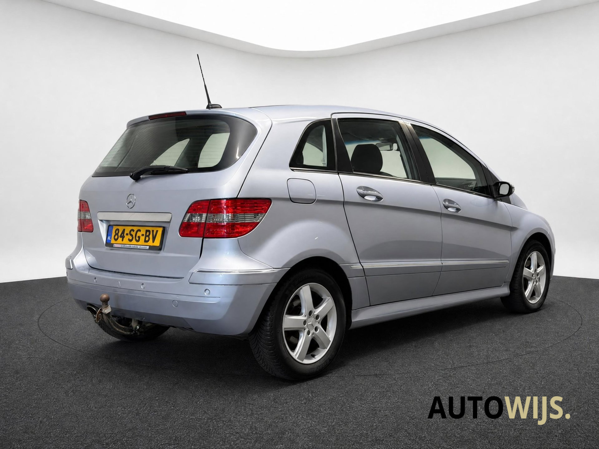 Foto van Mercedes-Benz B 200