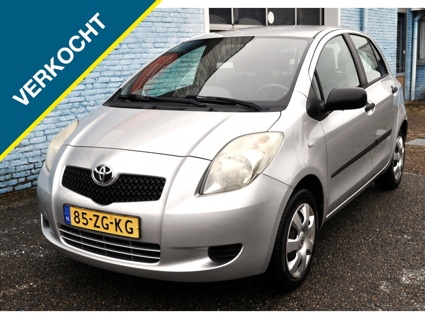 Toyota Toyota Yaris 1.0 VVTi Spirit 5deurs 2008 - voorkant