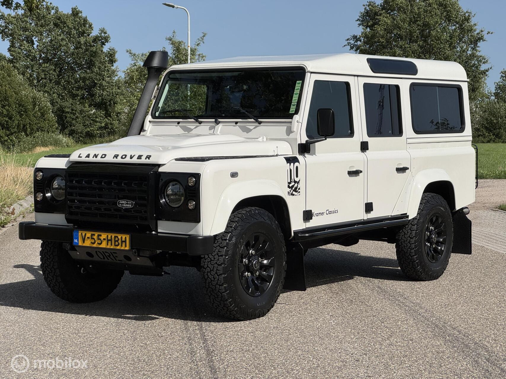 Land Rover Defender 2.4 TD SW 110" SE 2008 - voorkant