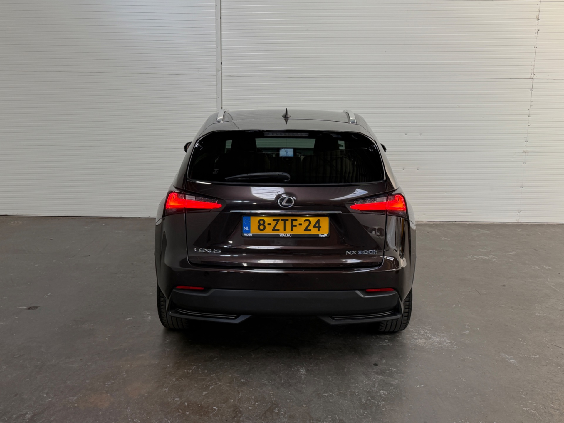 Foto van Lexus Lexus Nx300h