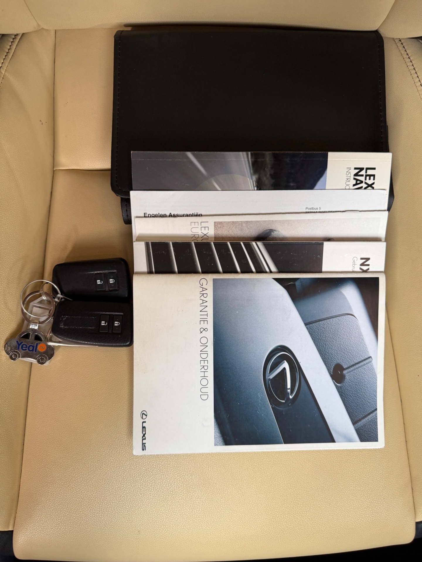 Foto van Lexus Lexus Nx300h