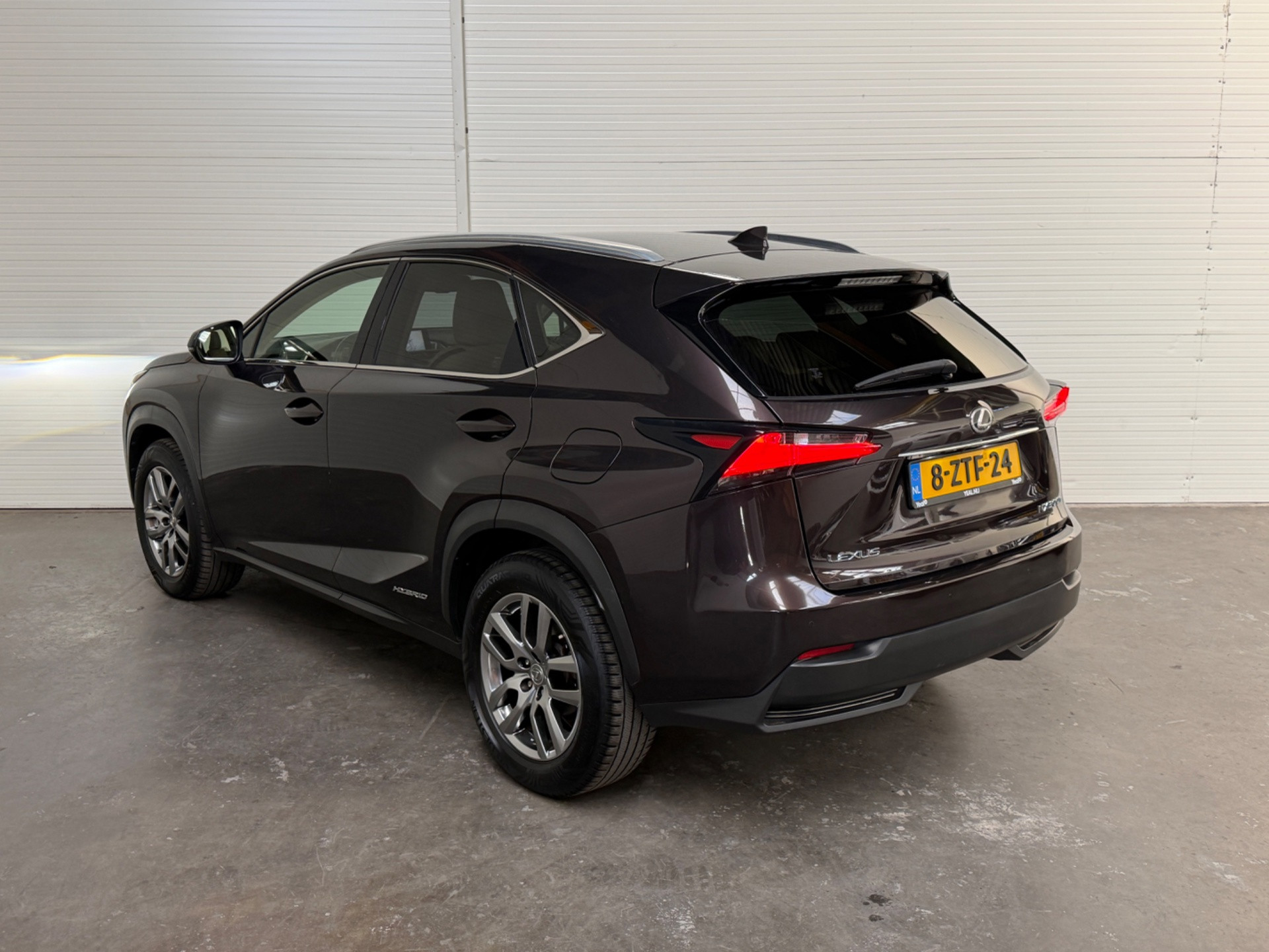 Foto van Lexus Lexus Nx300h