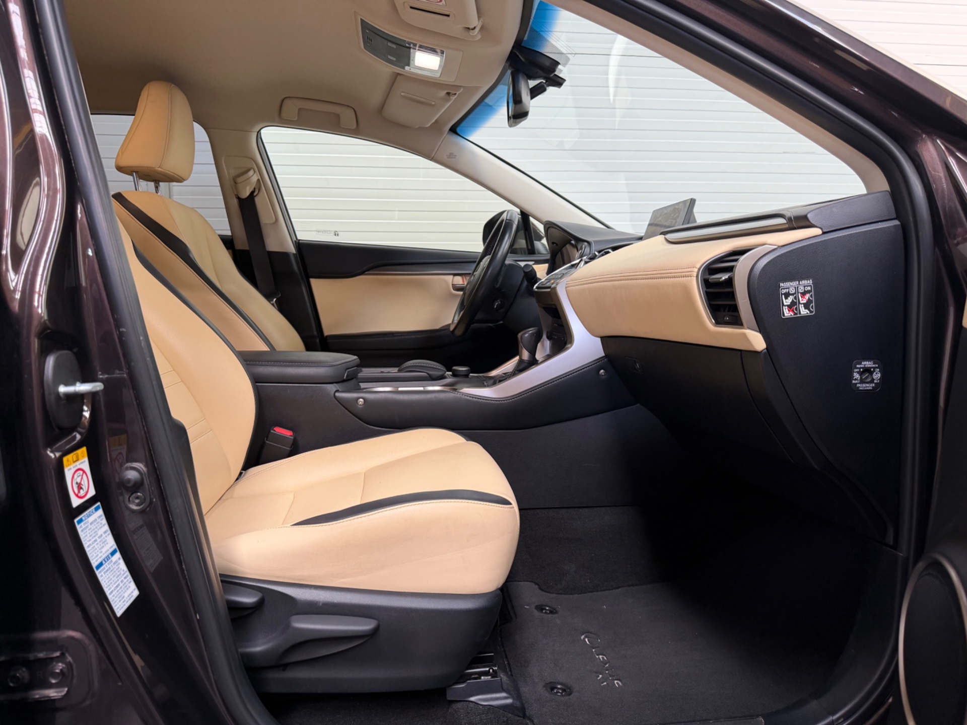 Foto van Lexus Lexus Nx300h