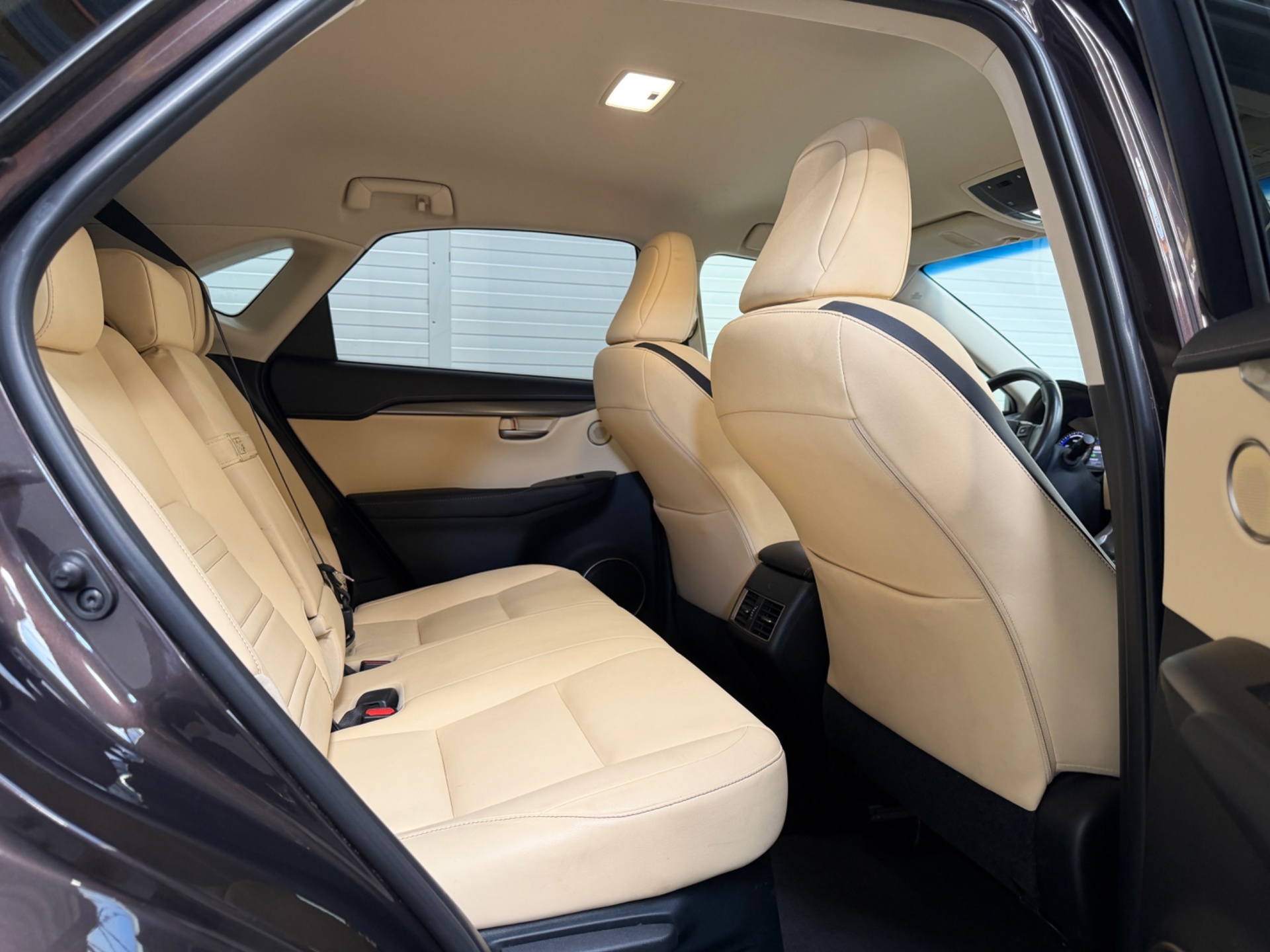 Foto van Lexus Lexus Nx300h